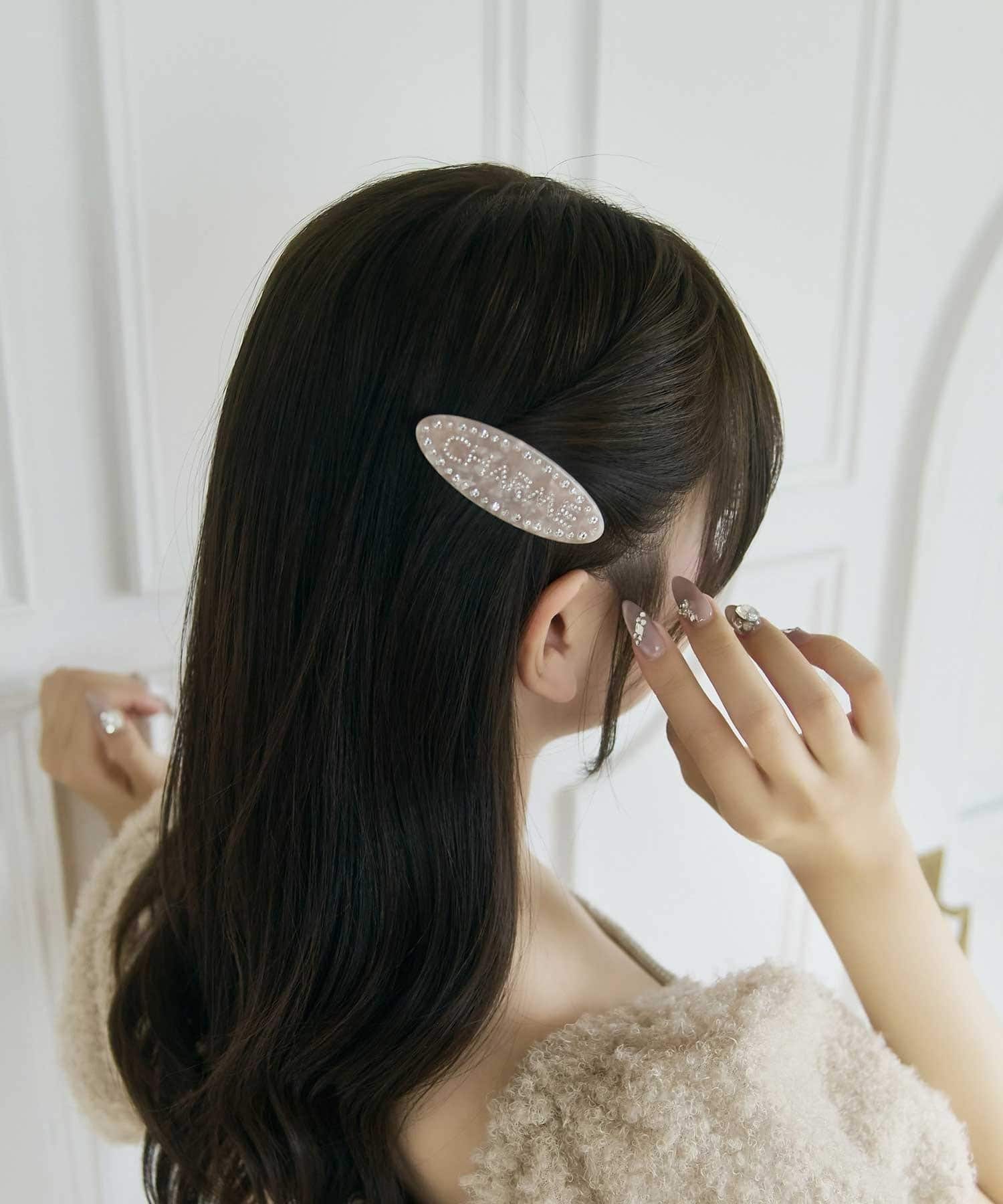 Belle Charme(ベルシャルム) Jewel Logo Hair Clip