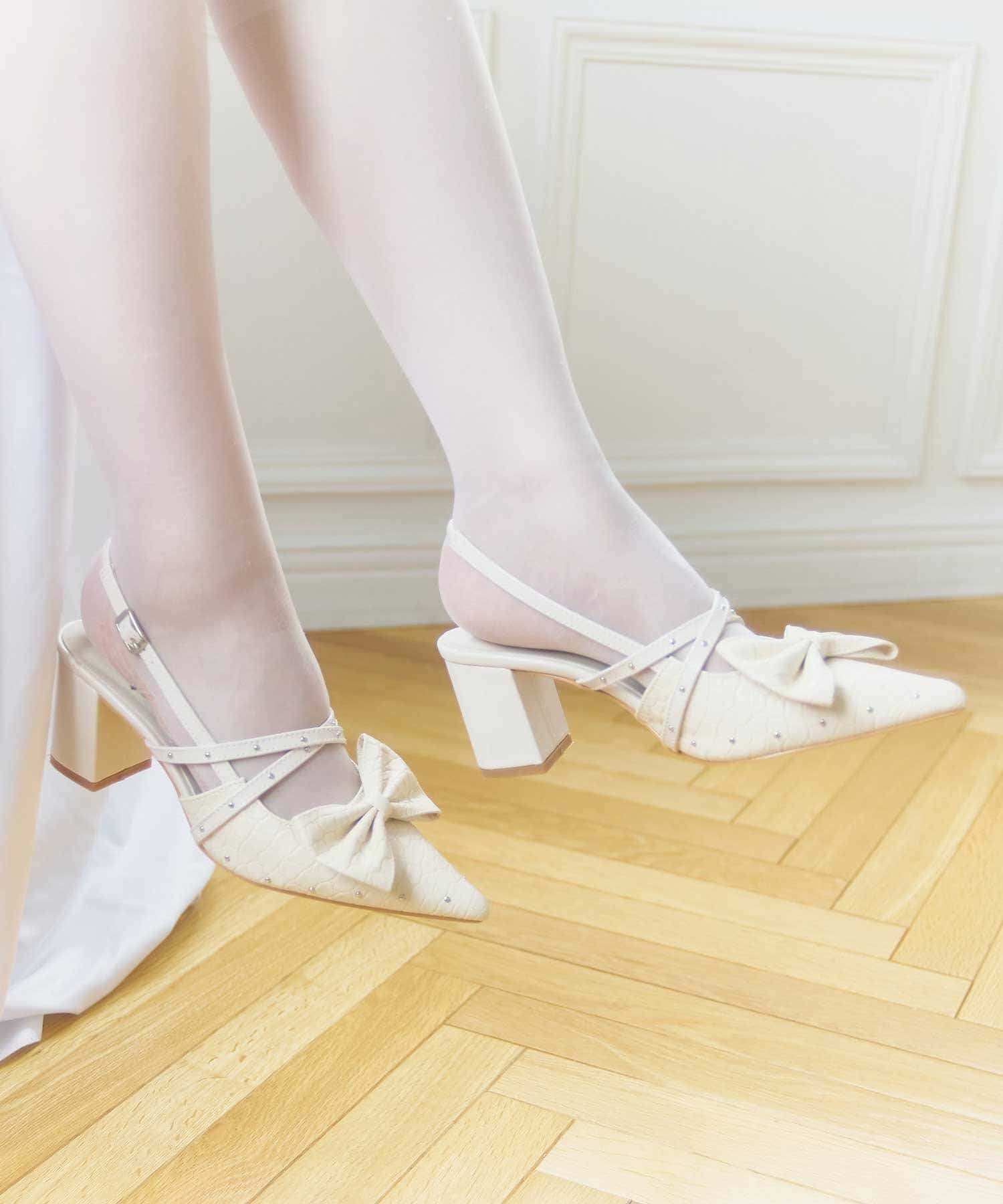 Belle Charme(ベルシャルム) Studded Ribbon Mules