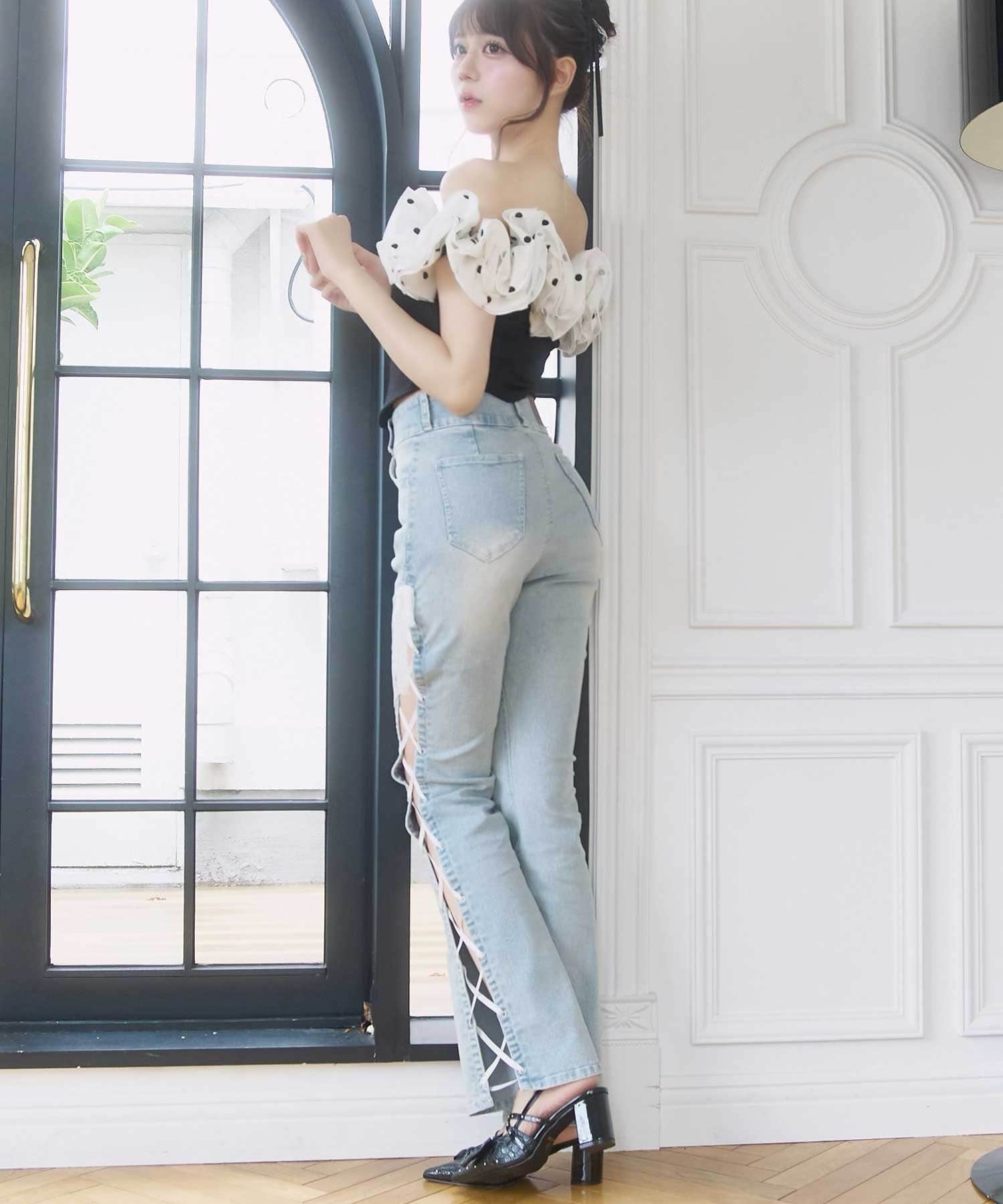 Belle Charme(ベルシャルム) Volume Frill Off Shoulder Tops