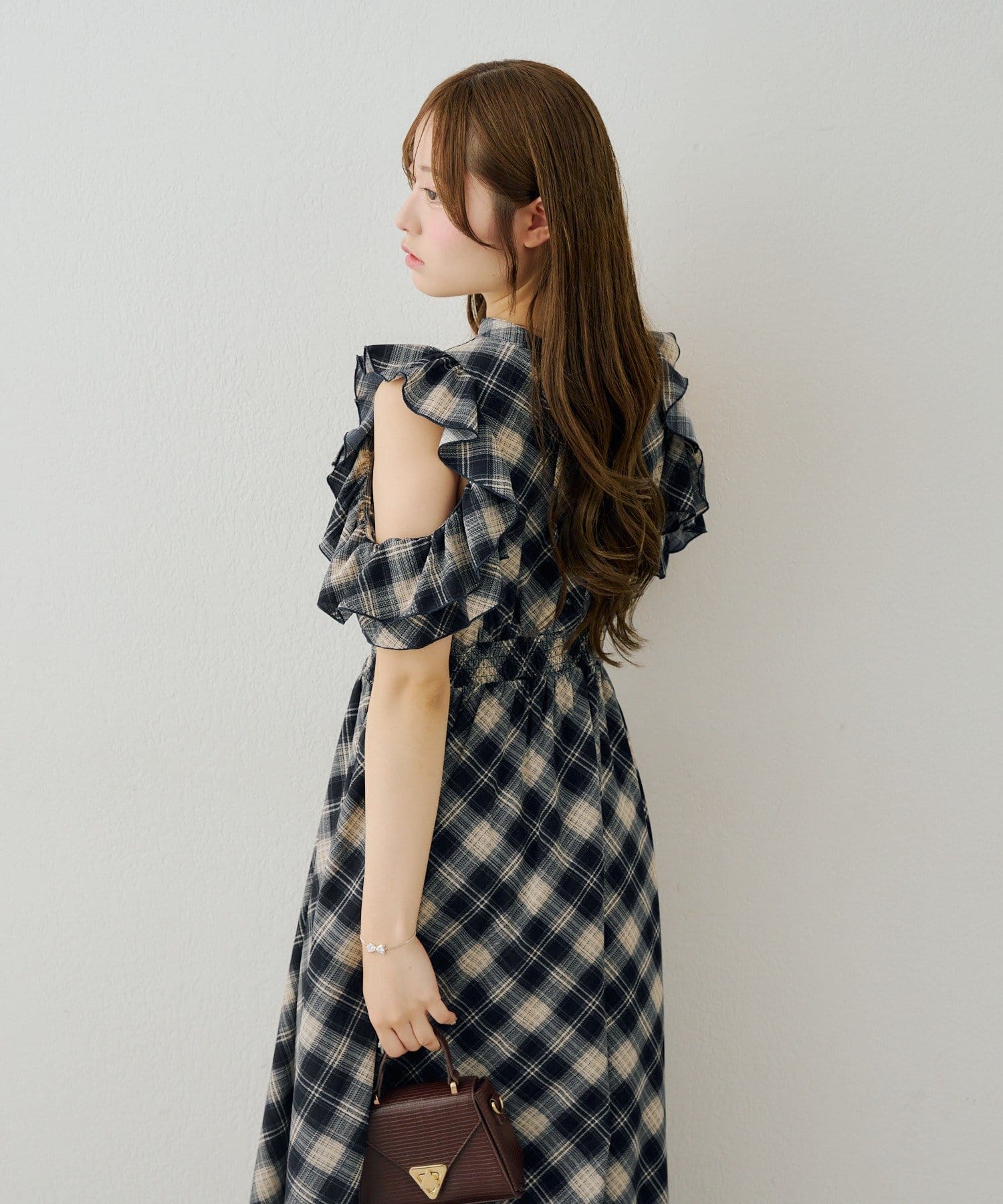 NICE CLAUP / OLIVE des OLIVE OUTLET(ナイスクラップ  / オリーブ デ オリーブ アウトレット) 【ANOTHER BRANCH】アソート肩フリルあきワンピース