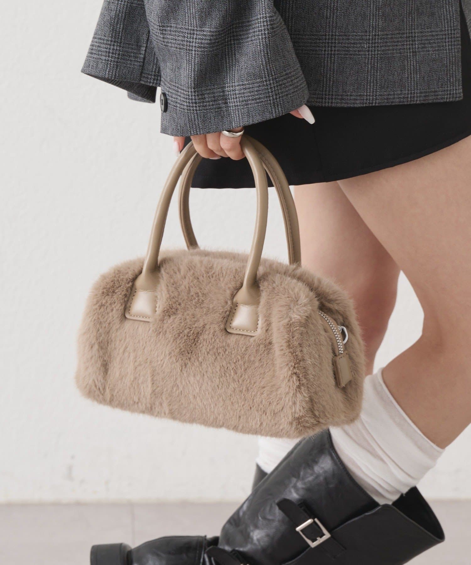 mystic(ミスティック) miniファーBAG