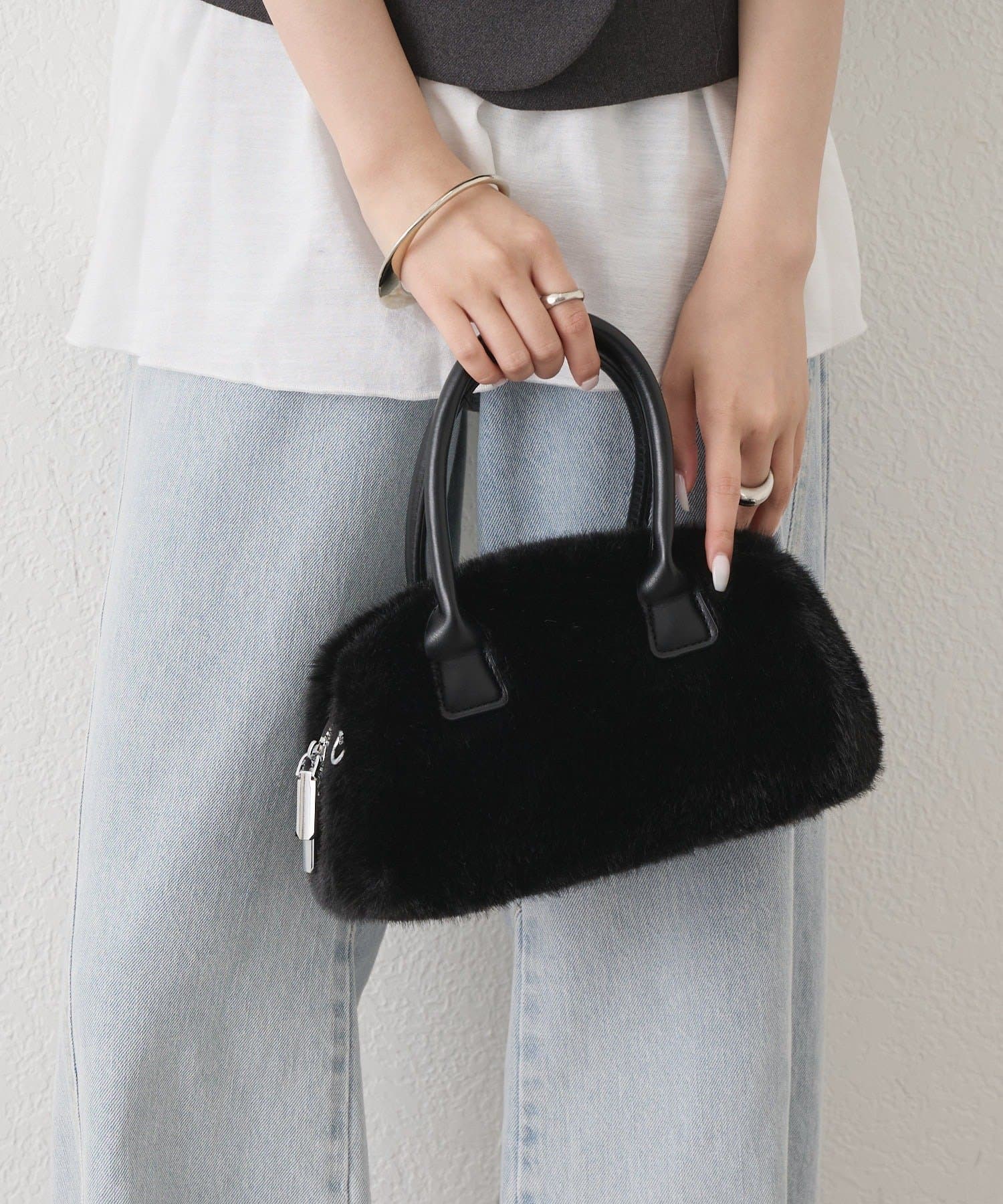 mystic(ミスティック) miniファーBAG