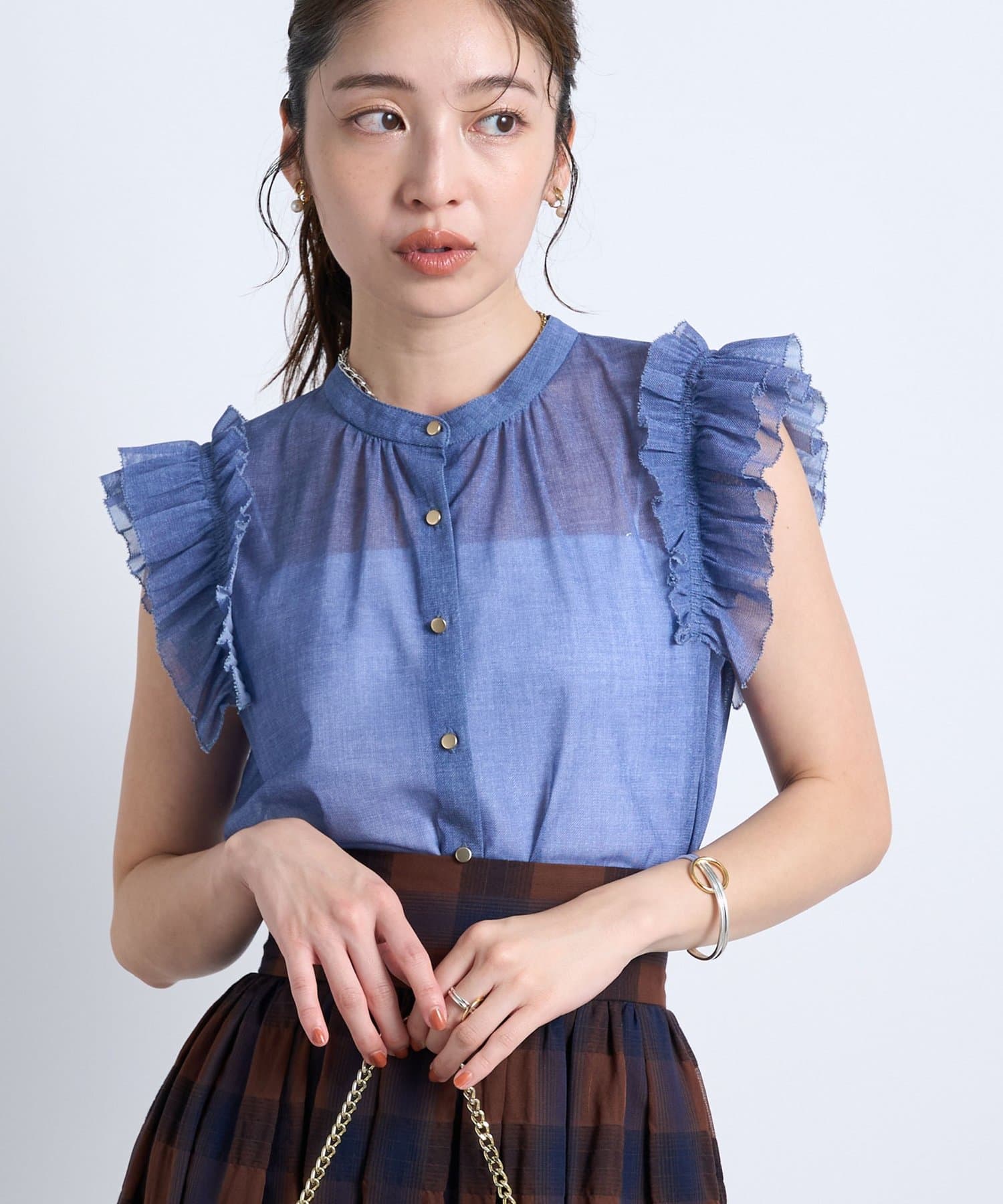 La boutique BonBon】デニムライクネットチュールフリルブラウス 