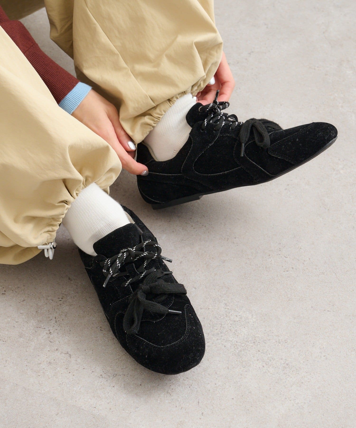 OUTLET(アウトレット) 【w closet】レースアップフラットスニーカー