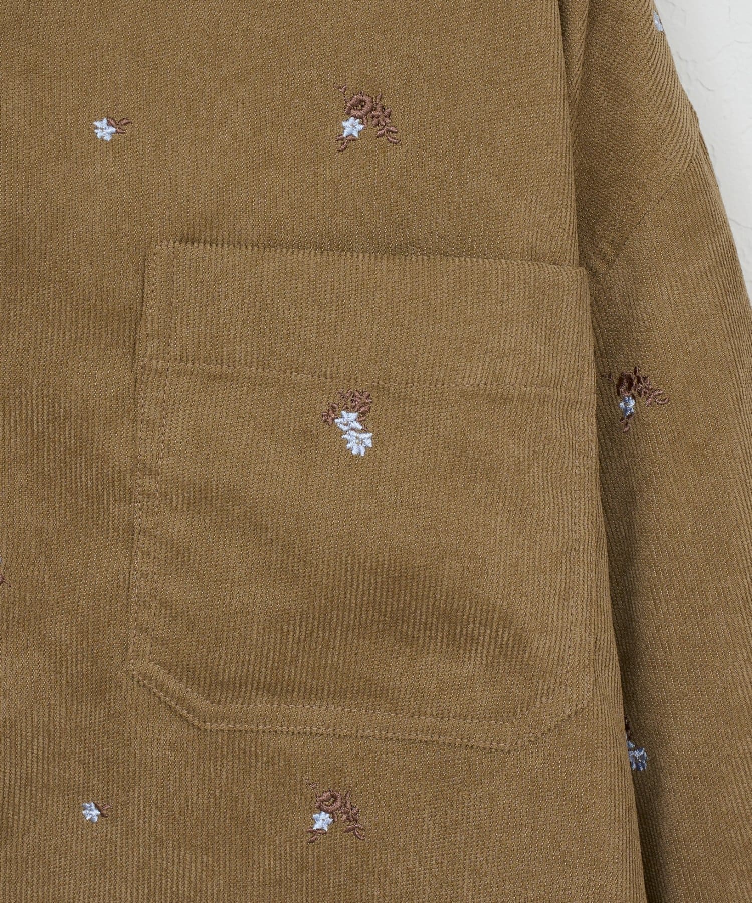 DISCOAT(ディスコート) 花柄刺繍コーデュロイシャツ