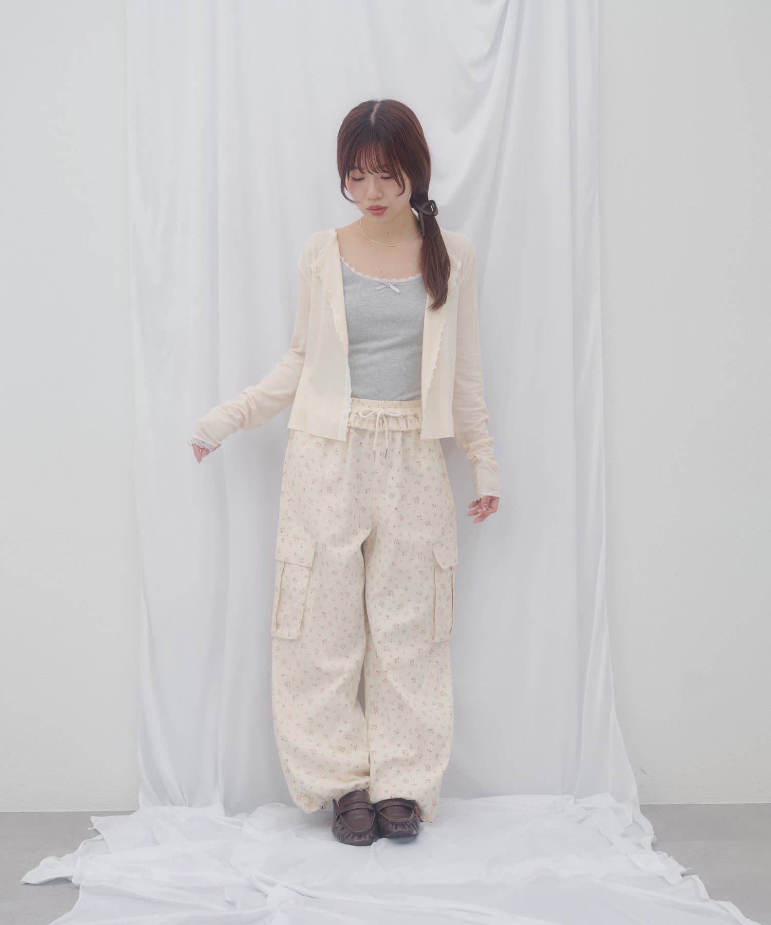 DISCOAT(ディスコート) 【umm./AW先行予約】花柄カーゴパンツ《WEB限定》