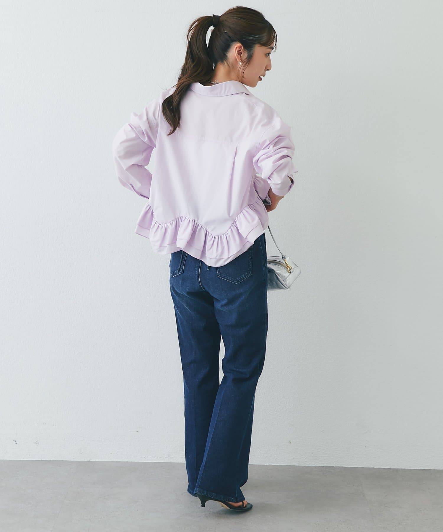 La boutique BonBon(ラブティックボンボン) ランダムペプラムシャツ