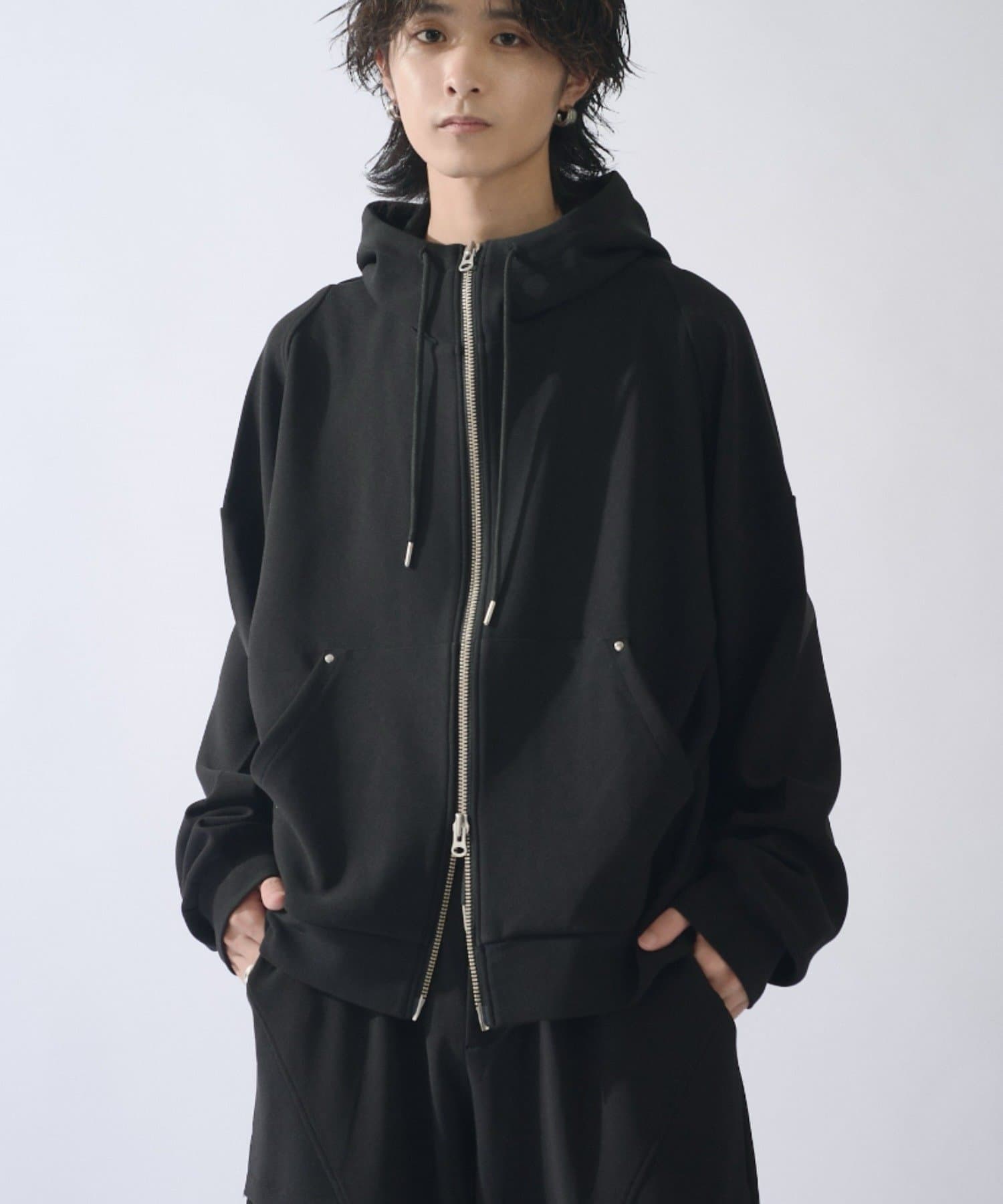 Lui's(ルイス) SURJENT ハイネックパーカー