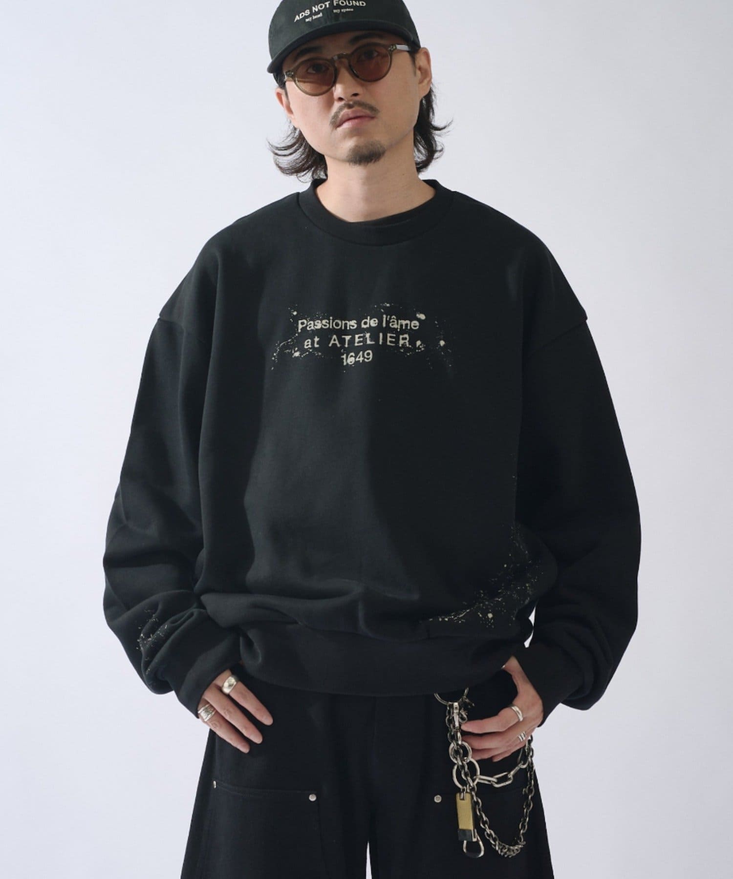 Lui's(ルイス) SURJENT オーバーサイズステンシルスウェット