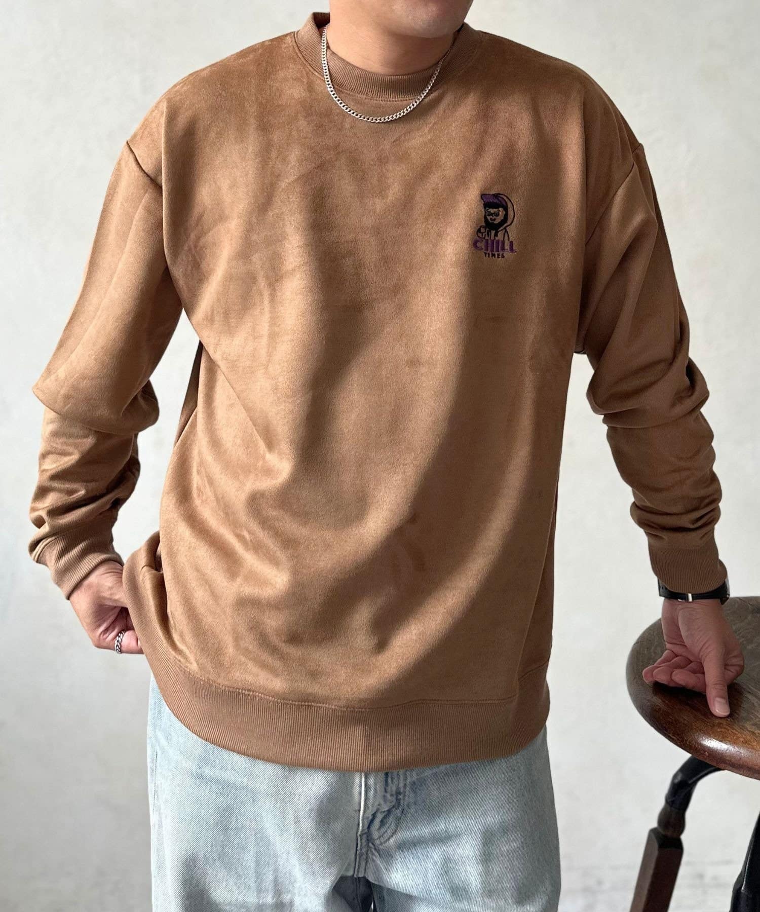 LOCUST(ローカスト) 【ユニセックス】 ポンチスウェードオジ刺繍ロンT