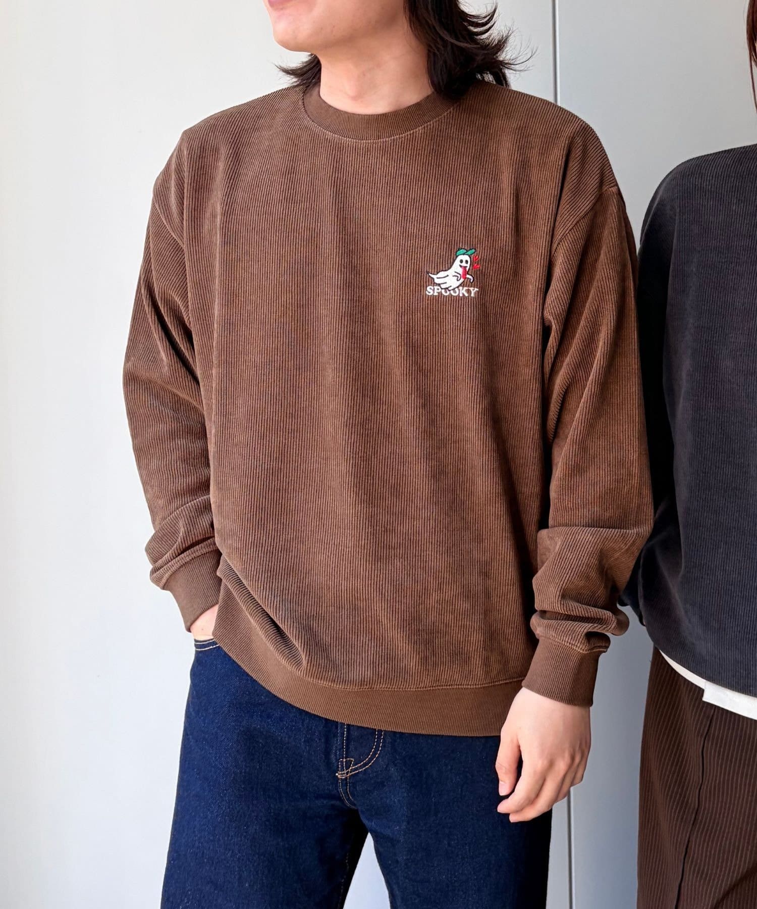LOCUST(ローカスト) 【ユニセックス】カットコールオバケ刺繍トレーナー