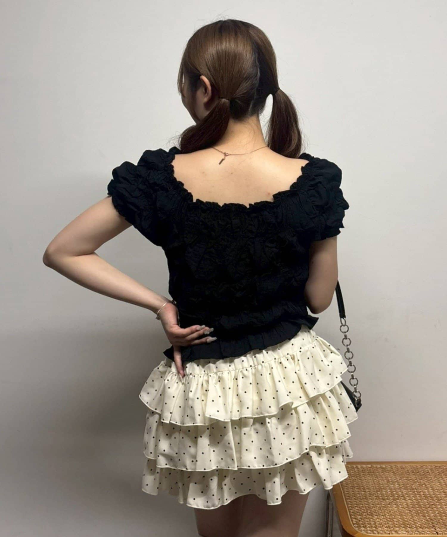 NICE CLAUP / OLIVE des OLIVE OUTLET(ナイスクラップ  / オリーブ デ オリーブ アウトレット) 【ANOTHER BRANCH】シャーリングブラウス