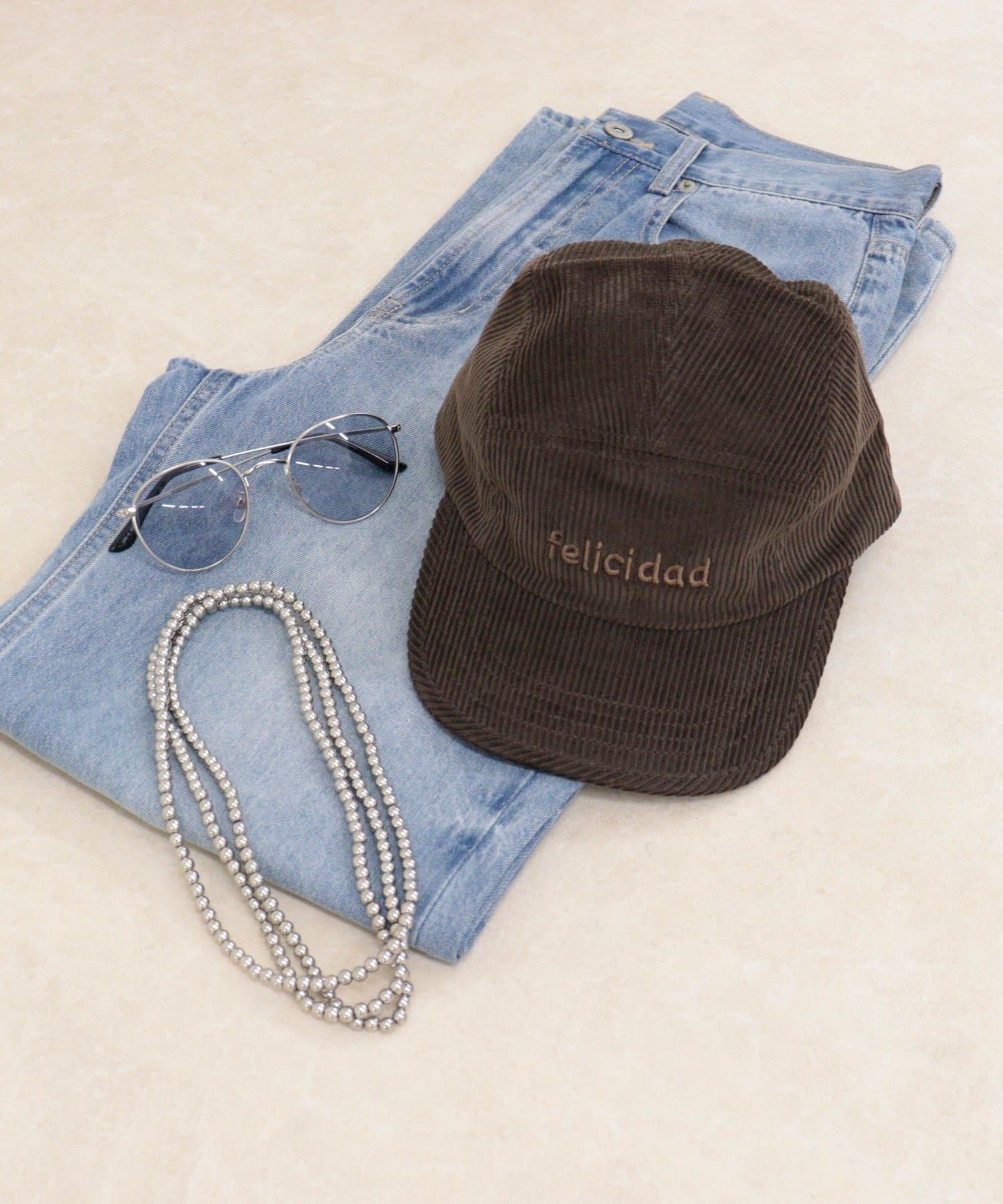 FREDY & GLOSTER(フレディ アンド グロスター) ソフトコーデュロイキャップ