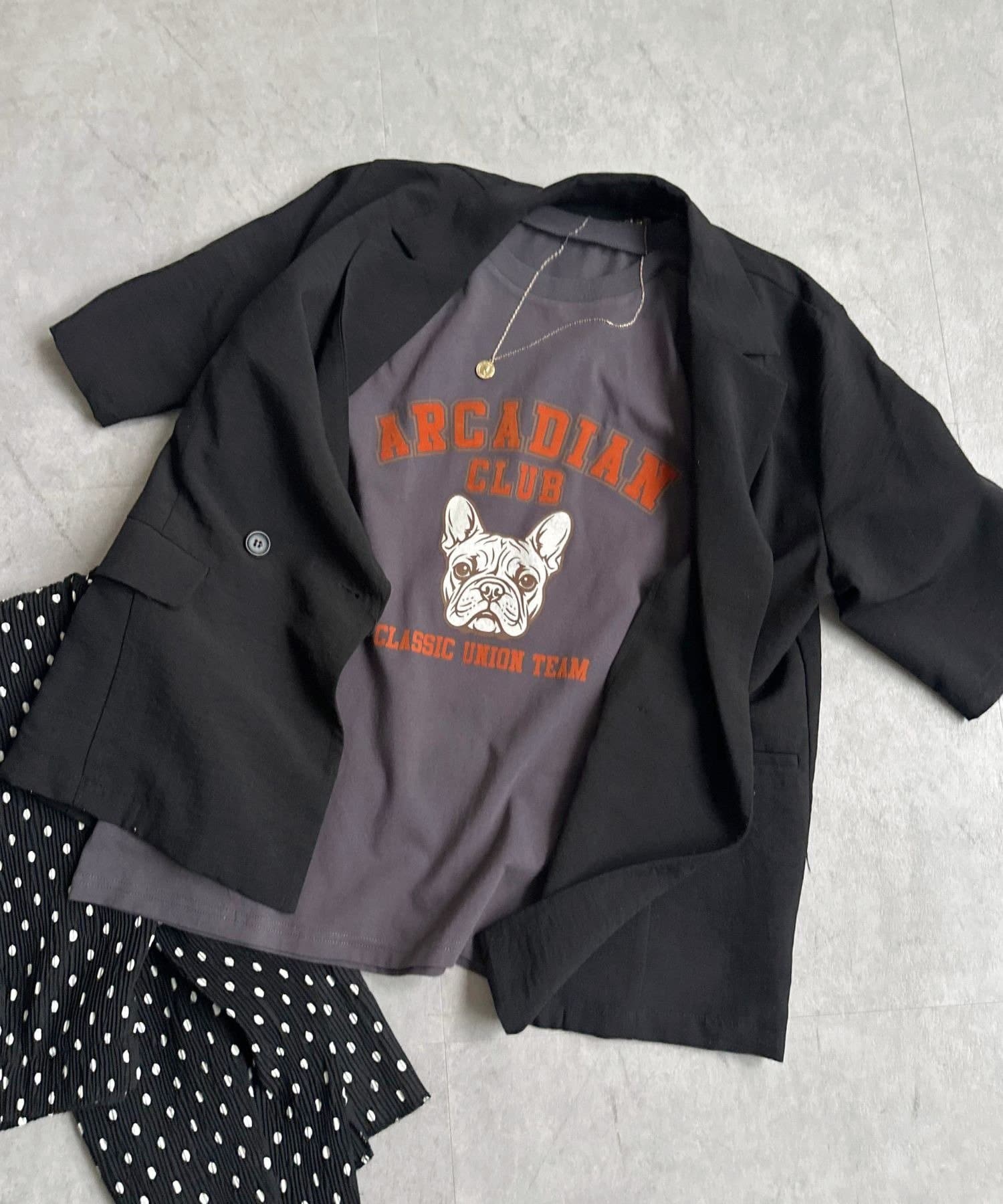LOCUST(ローカスト) 【オーバーサイズ・コットン素材】犬プリントTシャツ