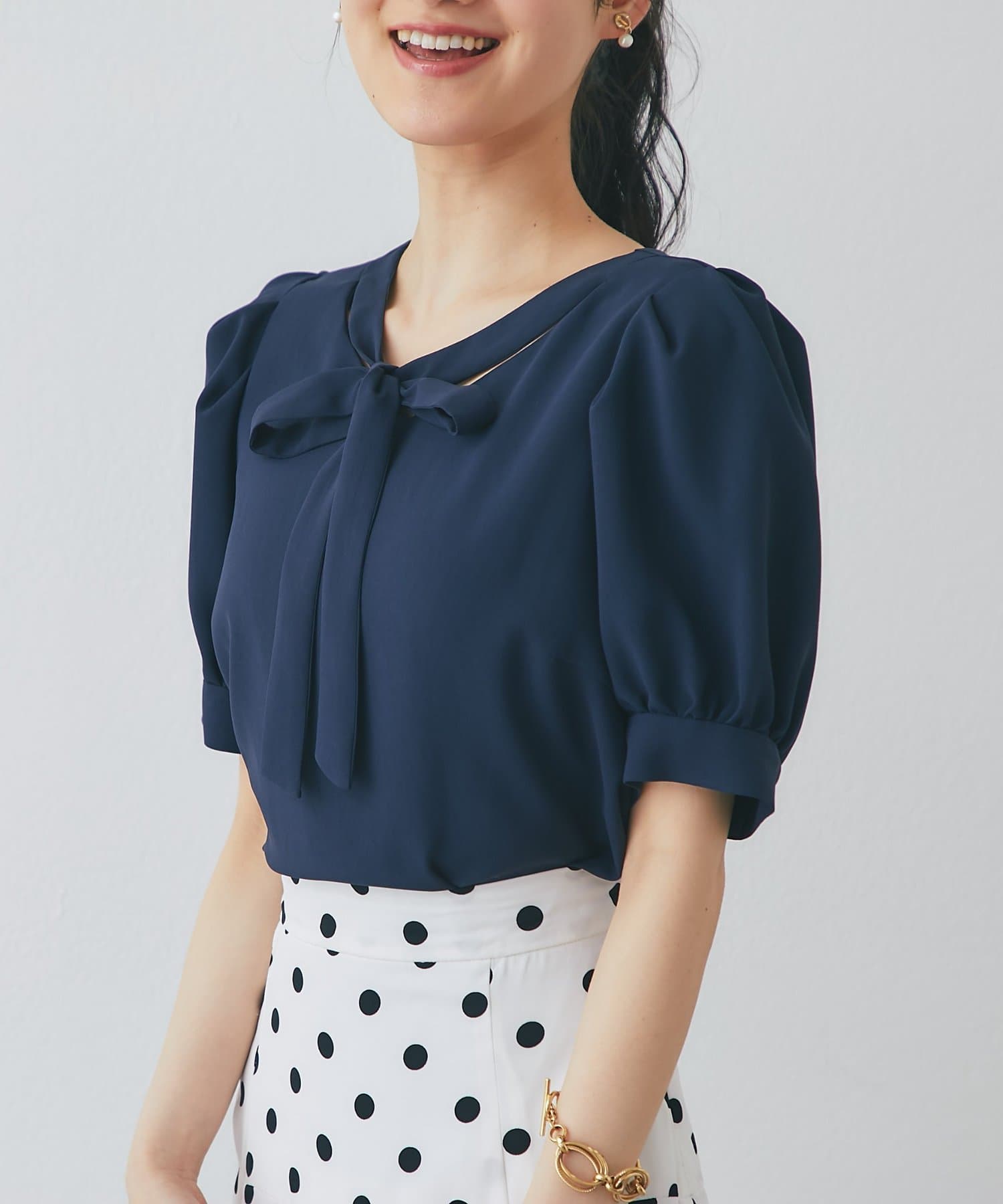 La boutique BonBon】リボンタイパフスリーブブラウス | OUTLET
