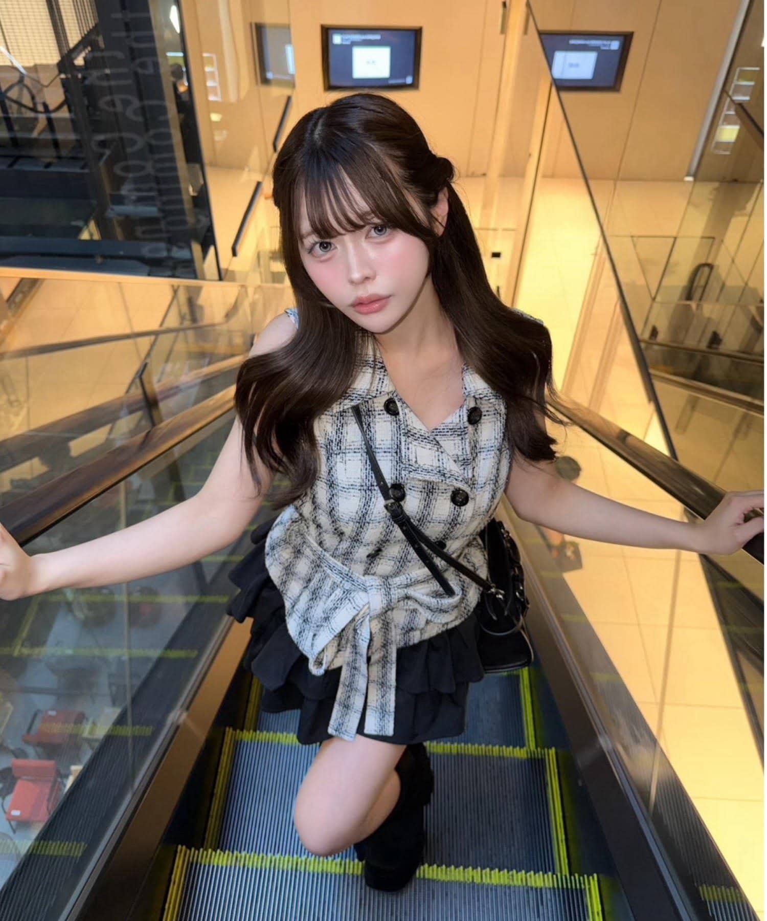one after another NICE CLAUP(ワンアフターアナザー ナイスクラップ) トレンチ風レイヤードワンピース