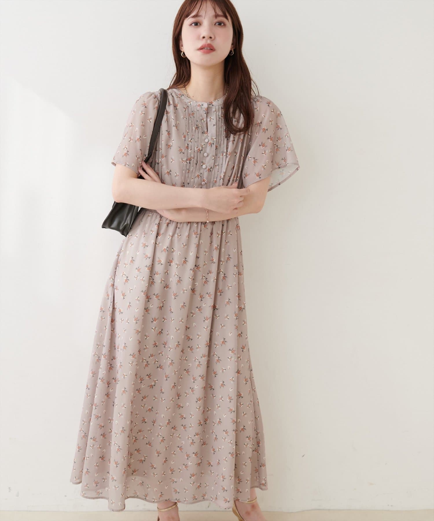 natural couture(ナチュラルクチュール) ピンタックフレア袖ワンピース