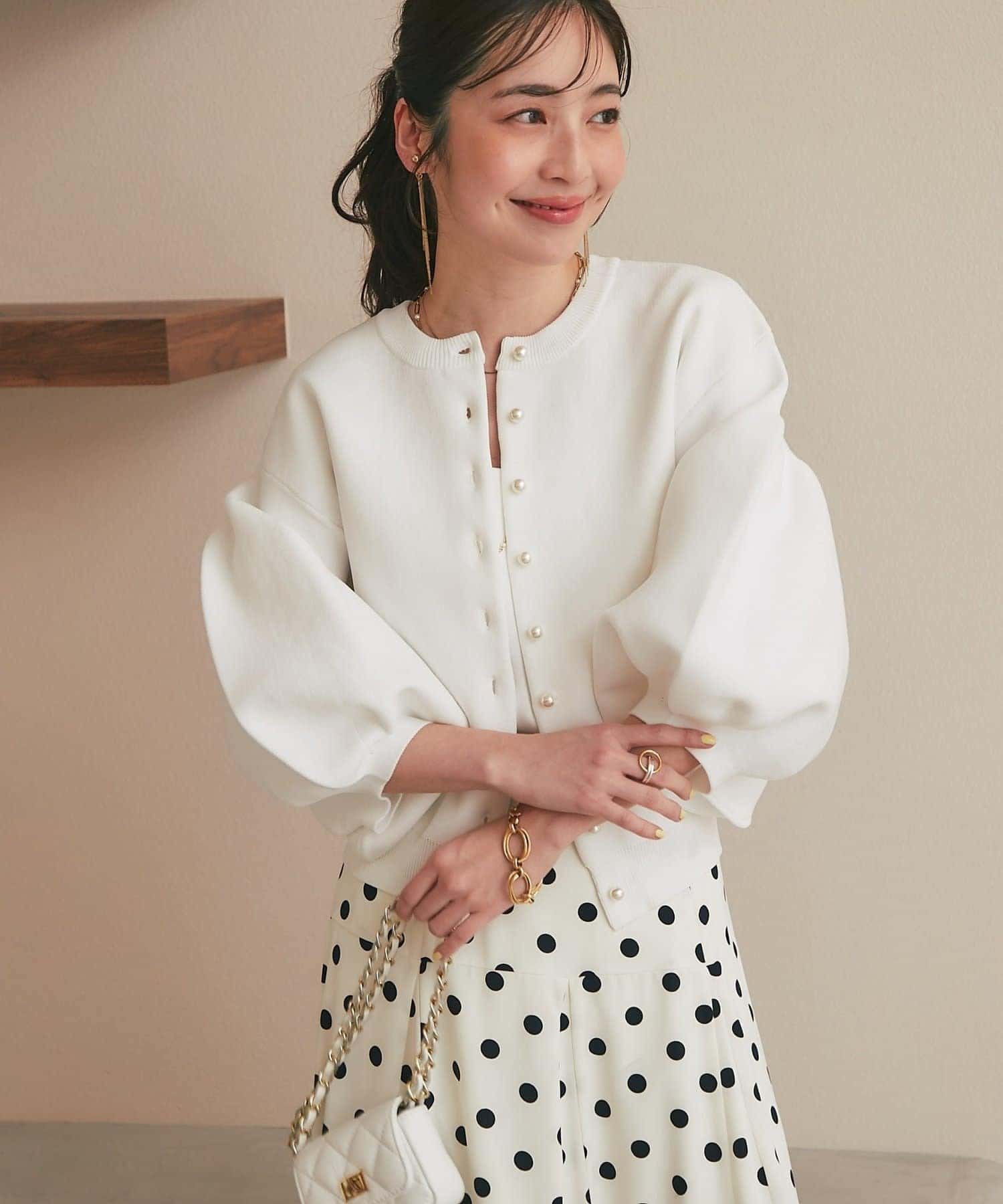 復刻・WEB限定】お袖ぽわんパールニットカーディガン | La boutique