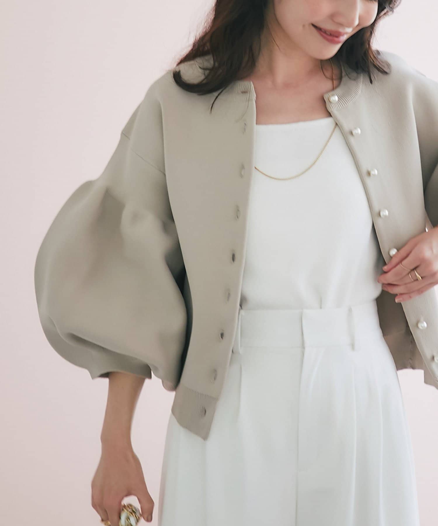 La boutique BonBon(ラブティックボンボン) 【復刻・WEB限定】お袖ぽわんパールニットカーディガン