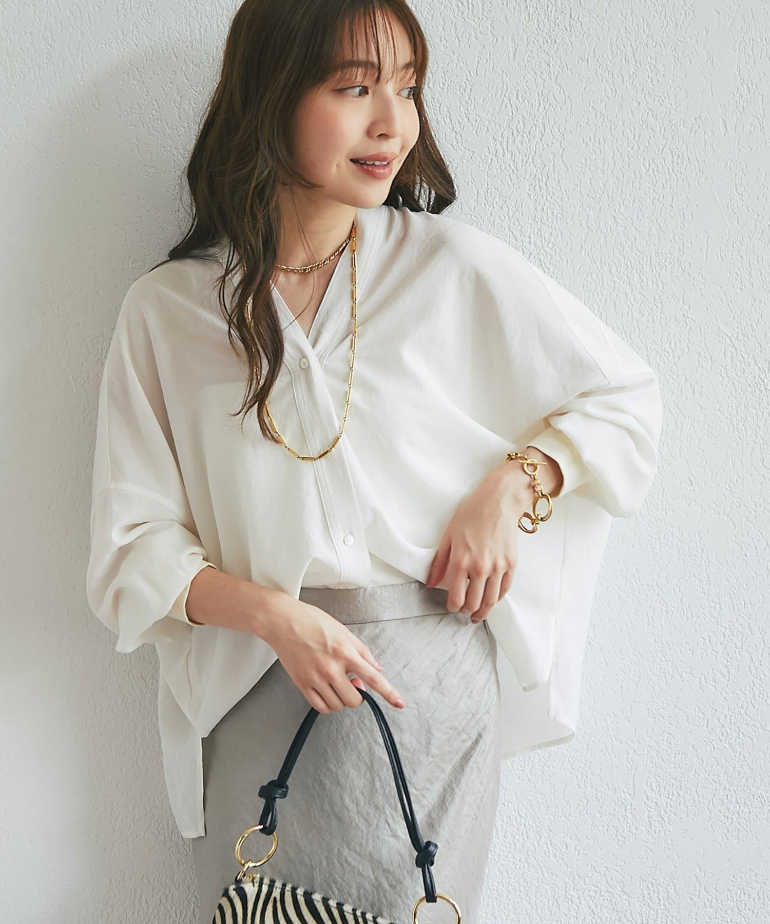 La boutique BonBon(ラブティックボンボン) ストレッチジョーゼットシャツカーデ
