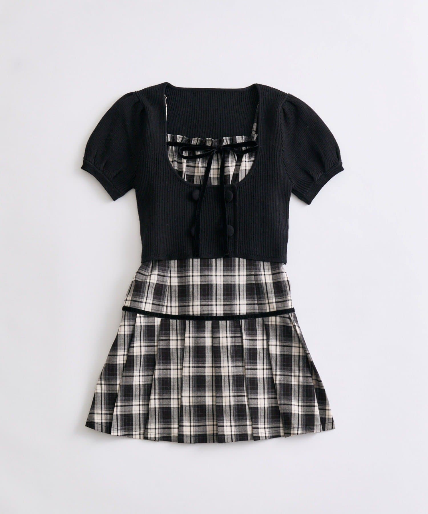 OLIVE des OLIVE(オリーブ デ オリーブ) パフ袖ニットとプリーツキャミワンピのセット