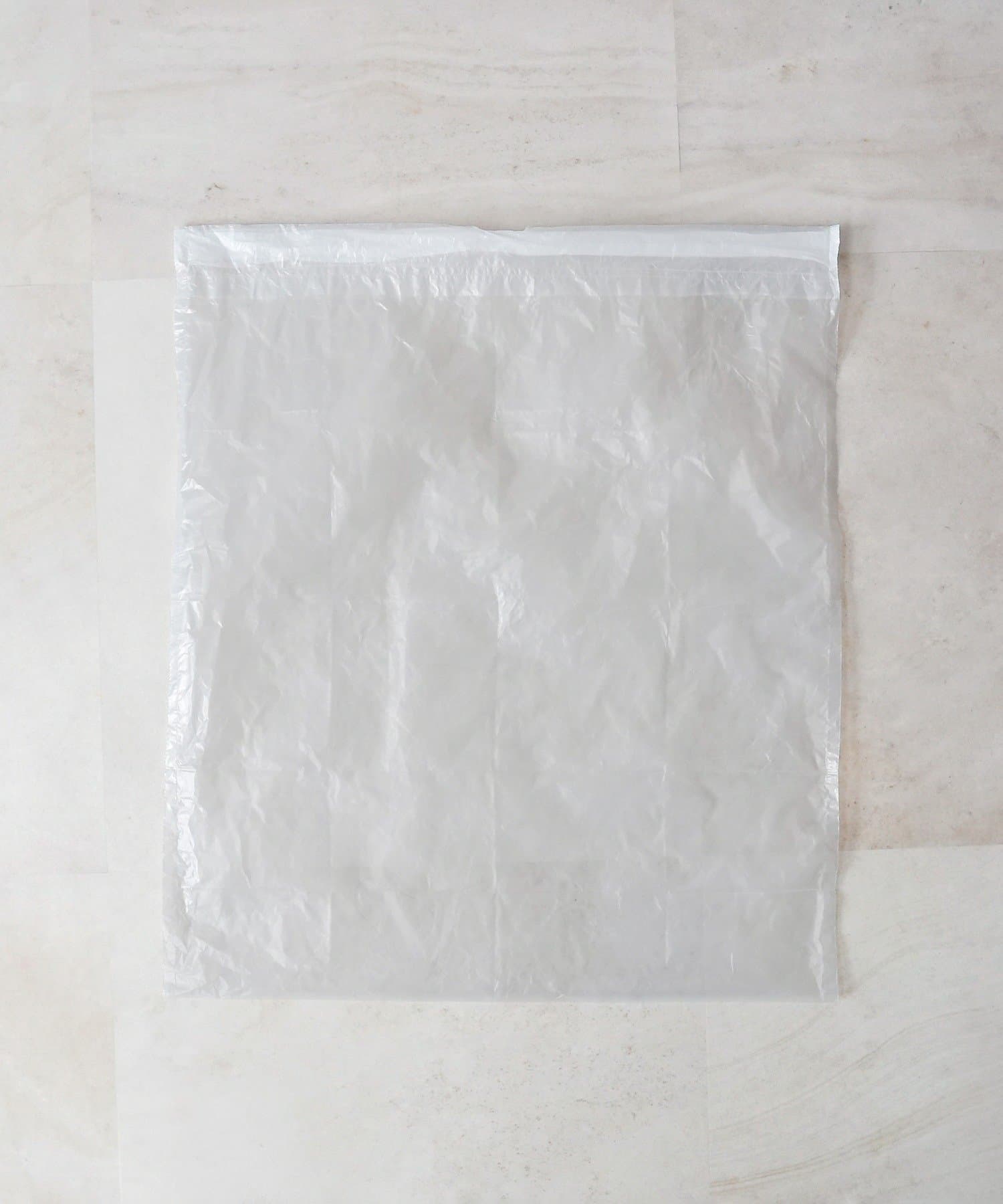 3COINS(スリーコインズ) ひも付きロール式ゴミ袋30枚：20L／KITINTO