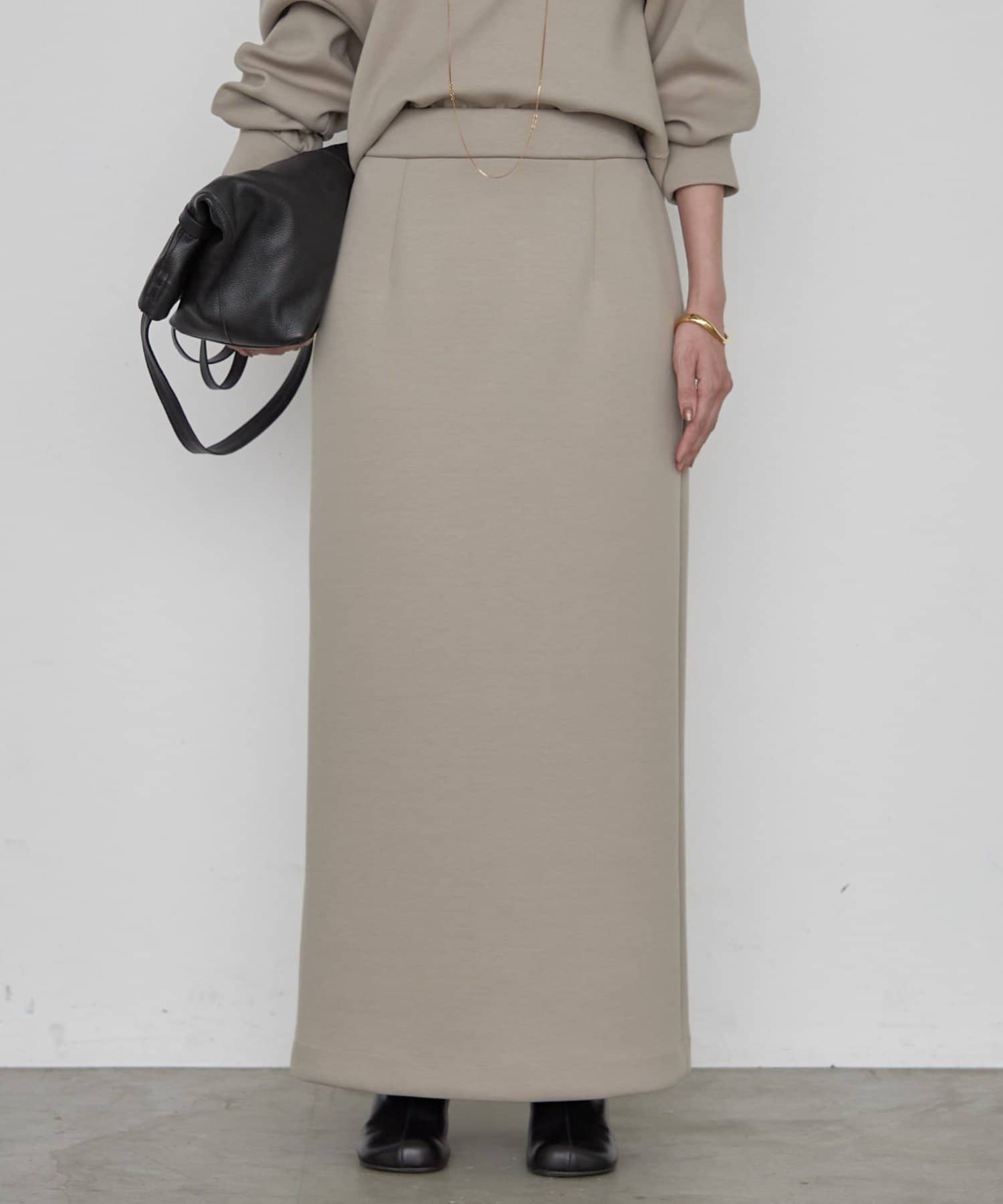 LOUNGEDRESS(ラウンジドレス) 《2サイズ展開/美シルエット》【JAPAN MADE】ダンボールタイトスカート