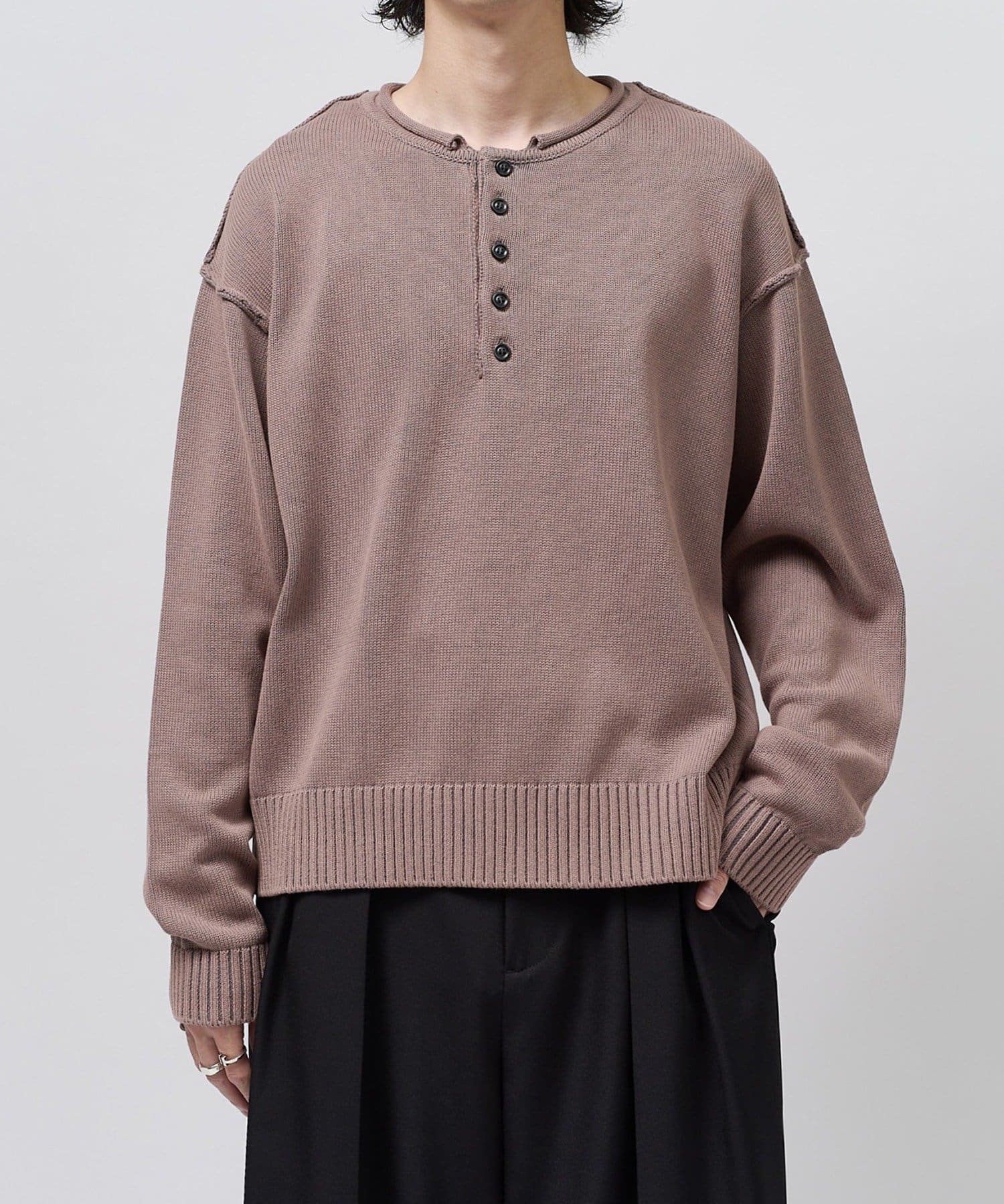Lui's(ルイス) ストーンウォッシュヘンリーネックニット