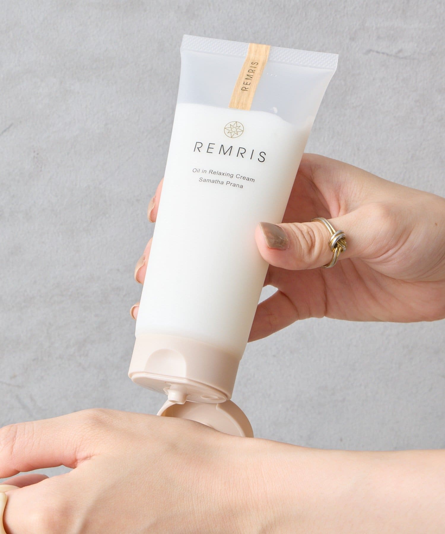 BIRTHDAY BAR(バースデイバー) 【REMRIS レムリス】Oil in Relaxing Cream クリーム