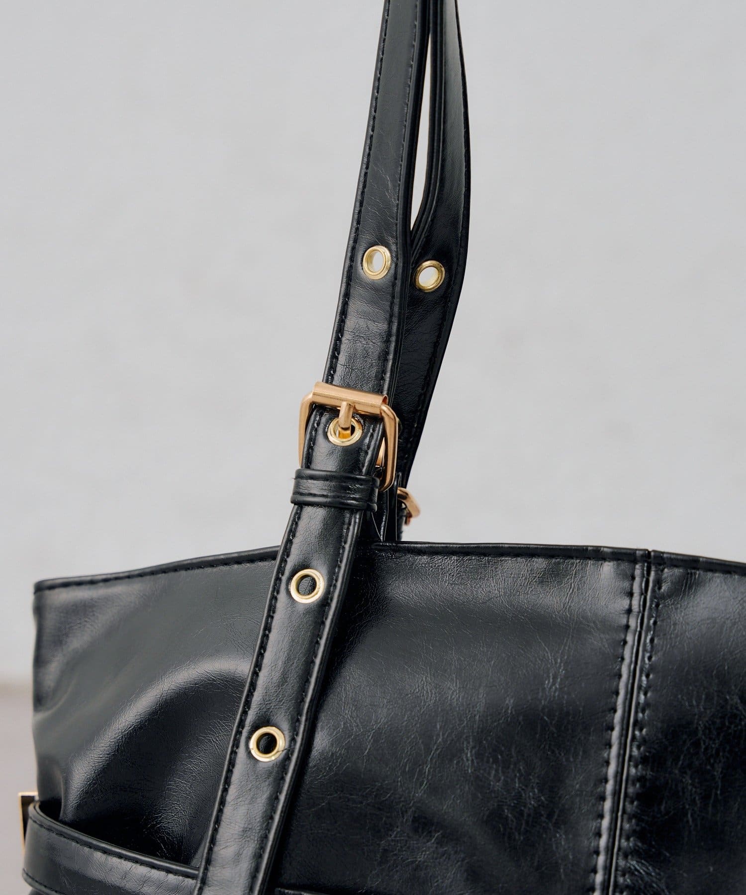 NICE CLAUP / OLIVE des OLIVE OUTLET(ナイスクラップ  / オリーブ デ オリーブ アウトレット) 【Autumn Bag Series】ベルトショルダーバッグ