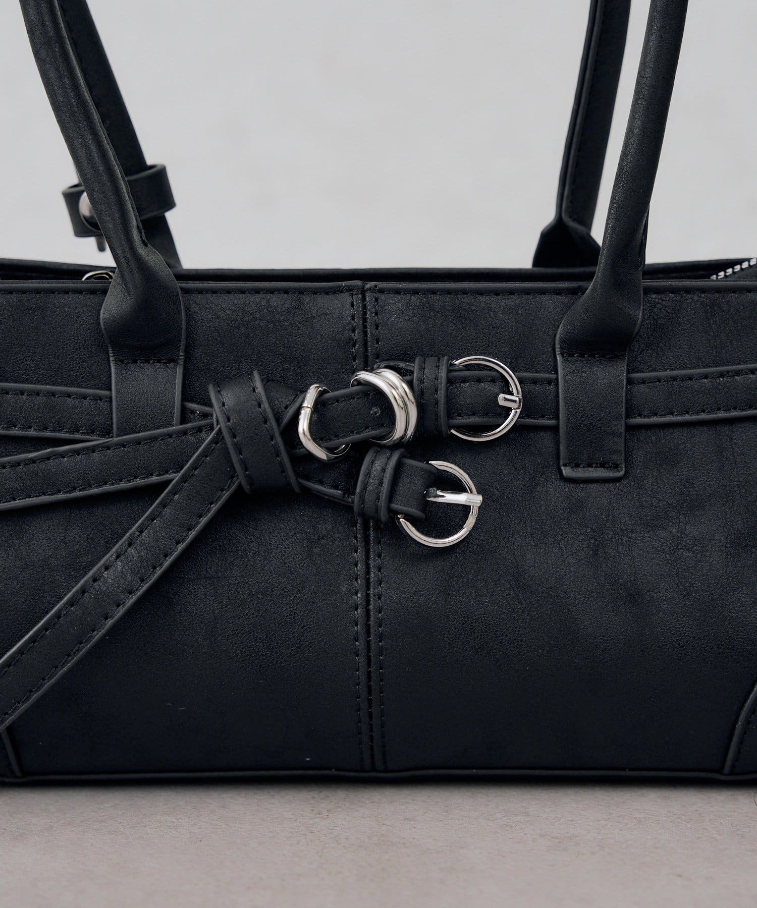 NICE CLAUP / OLIVE des OLIVE OUTLET(ナイスクラップ  / オリーブ デ オリーブ アウトレット) 【Autumn Bag Series】ベルトボストンバッグ