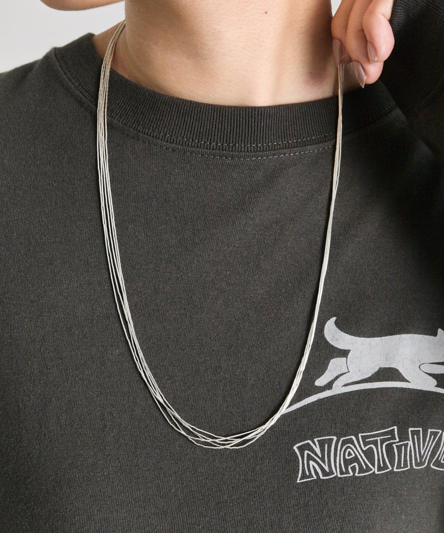 ear PAPILLONNER(イア パピヨネ) 《スターリングシルバー使用》リキッドシルバー5×60ロングネックレス
