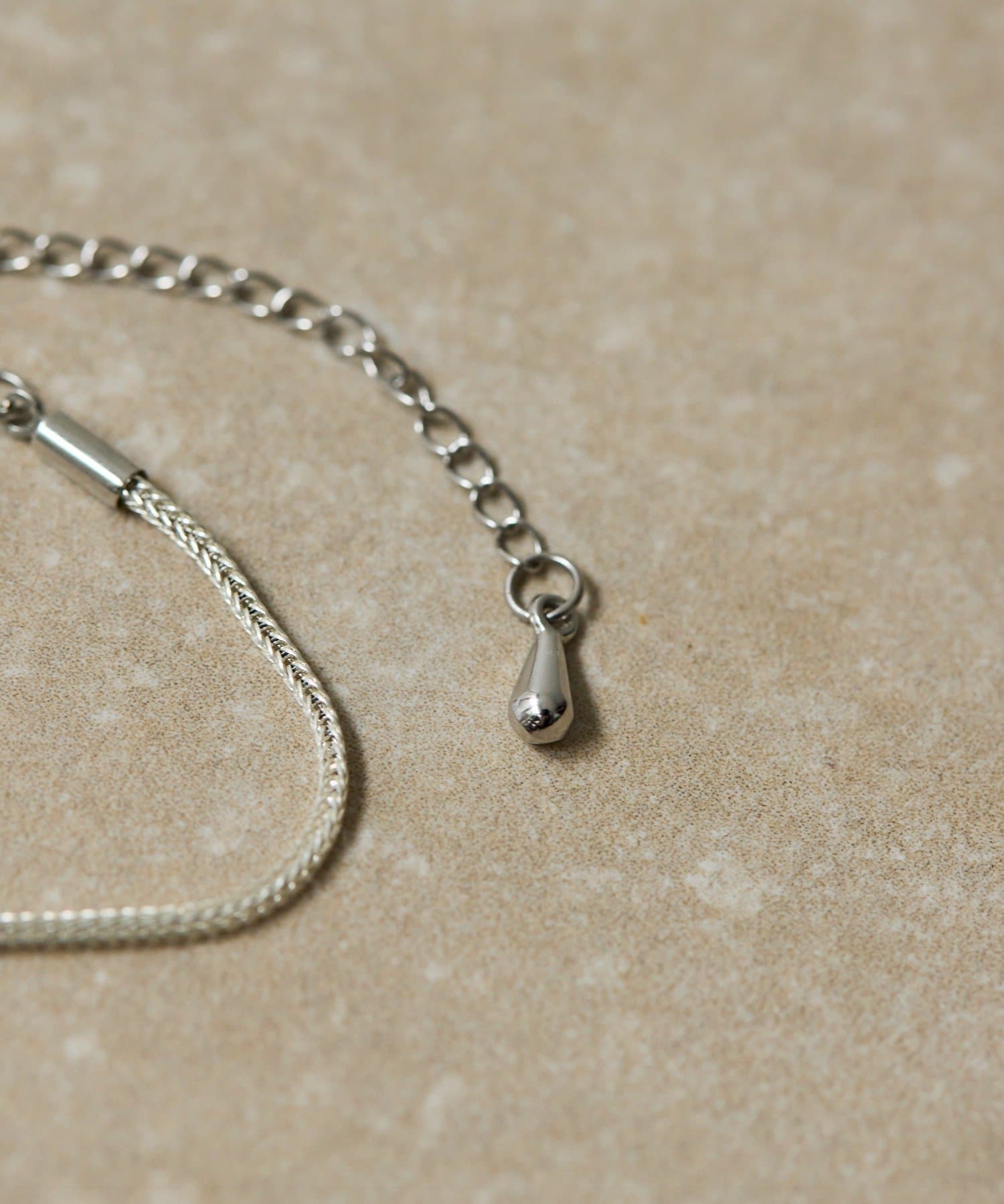 ear PAPILLONNER(イア パピヨネ) ダブルピーナッツネックレス