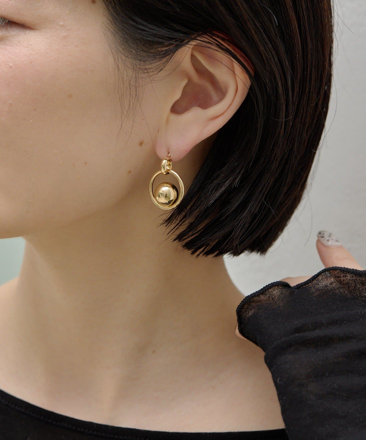ear PAPILLONNER(イア パピヨネ) BIGボール×フープピアス