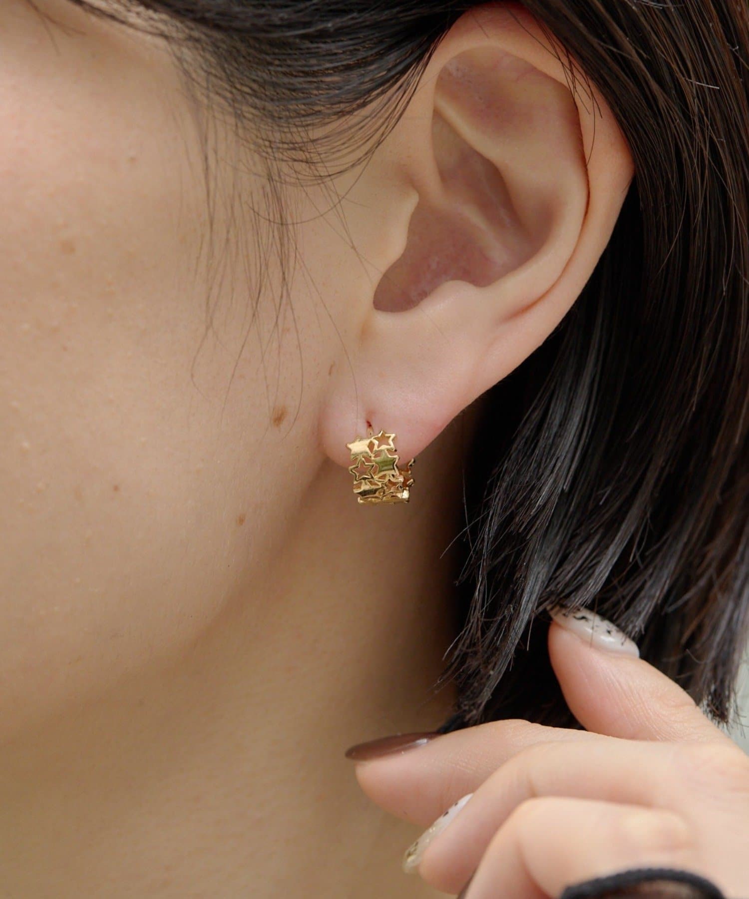ear PAPILLONNER(イア パピヨネ) 星屑フープピアス