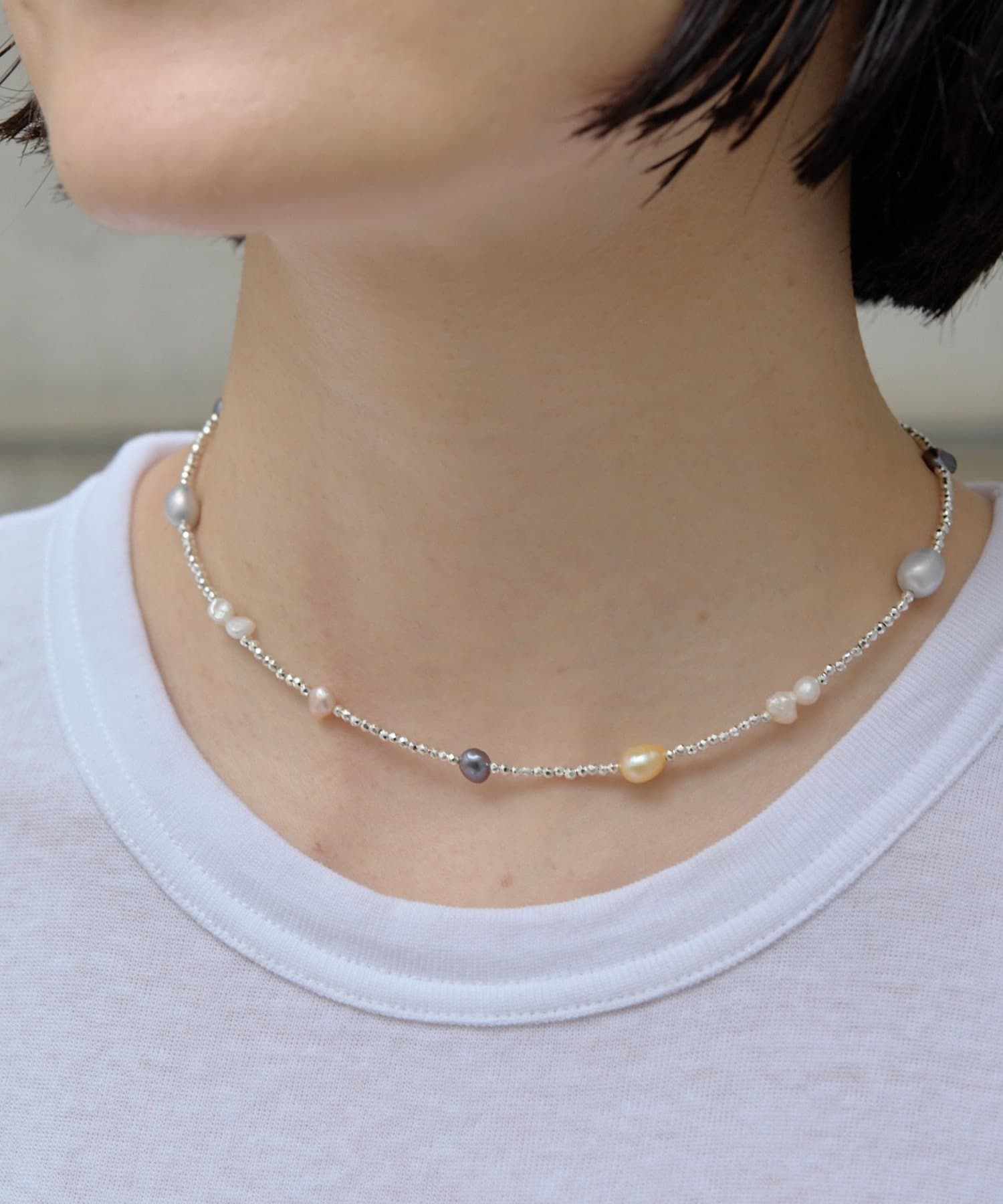 ear PAPILLONNER(イア パピヨネ) 《WEB＆一部店舗限定》カラー淡水パールネックレス