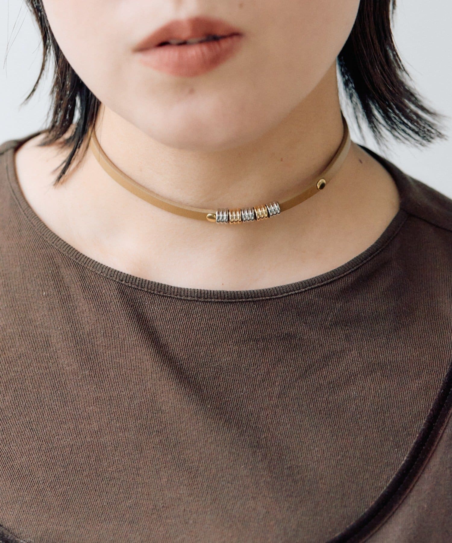 ear PAPILLONNER(イア パピヨネ) バイカラーメタル2連レザーブレスレット