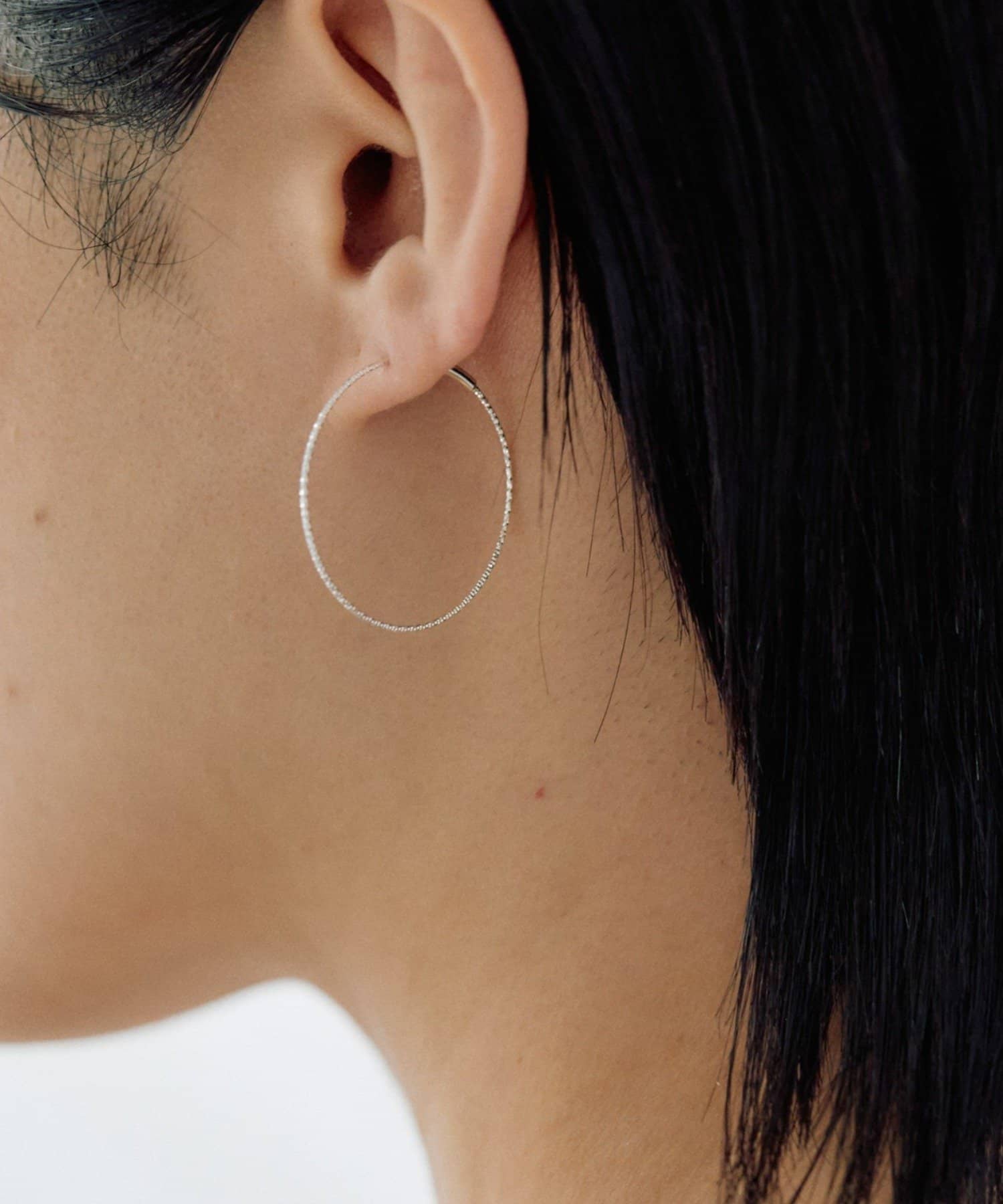 ear PAPILLONNER(イア パピヨネ) エンドレスフープロングピアス《WEB＆一部店舗限定/スターリングシルバー使用》