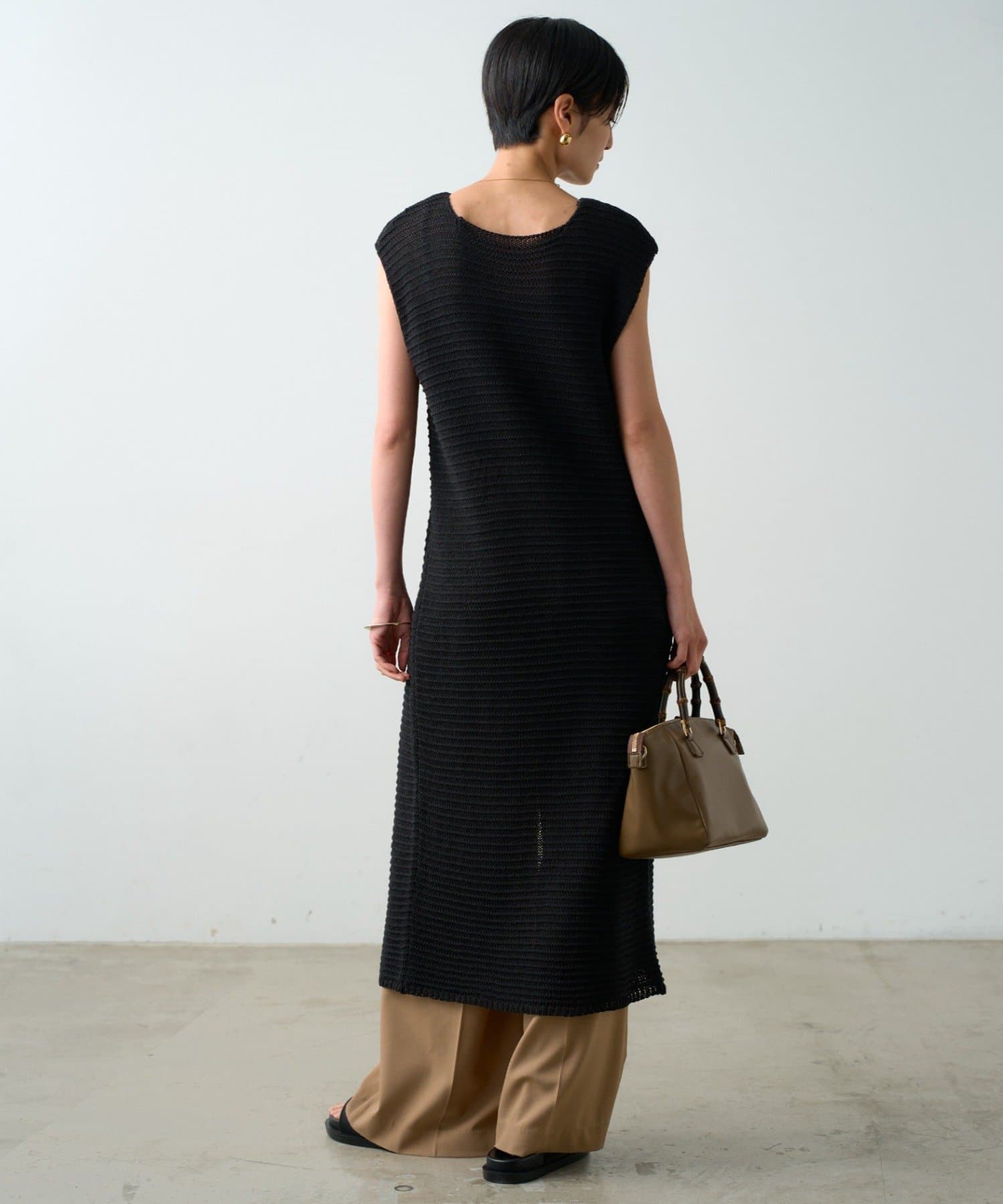 OUTLET(アウトレット) 【Loungedress】ハイスリットニットワンピース