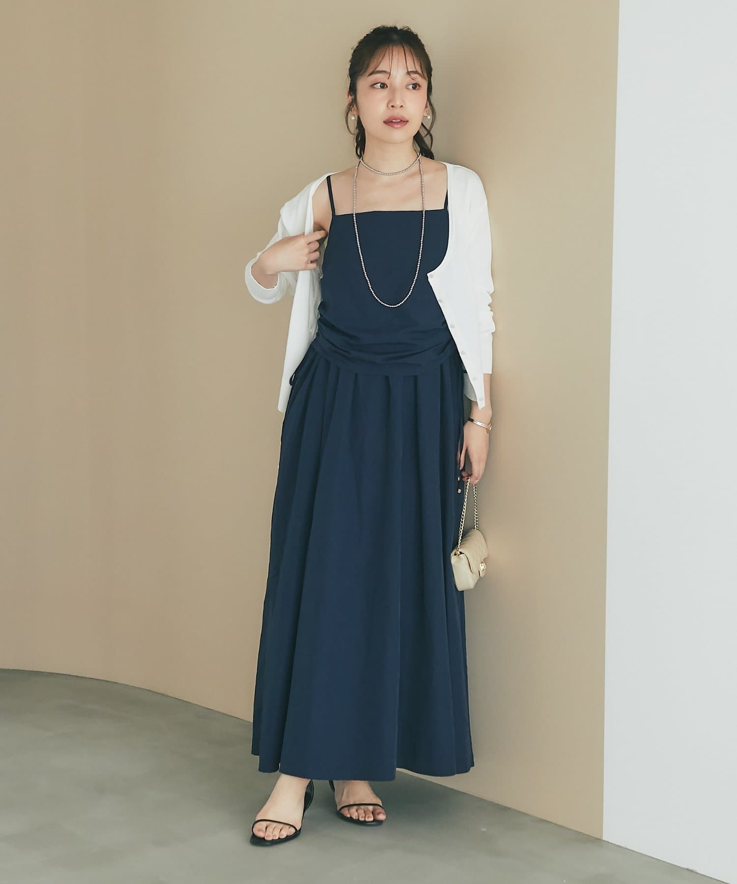 CABaN キャミワンピース ネイビー　ドローストリング調整付き CABaN キャミワンピース ネイビー ドローストリング調整付き La