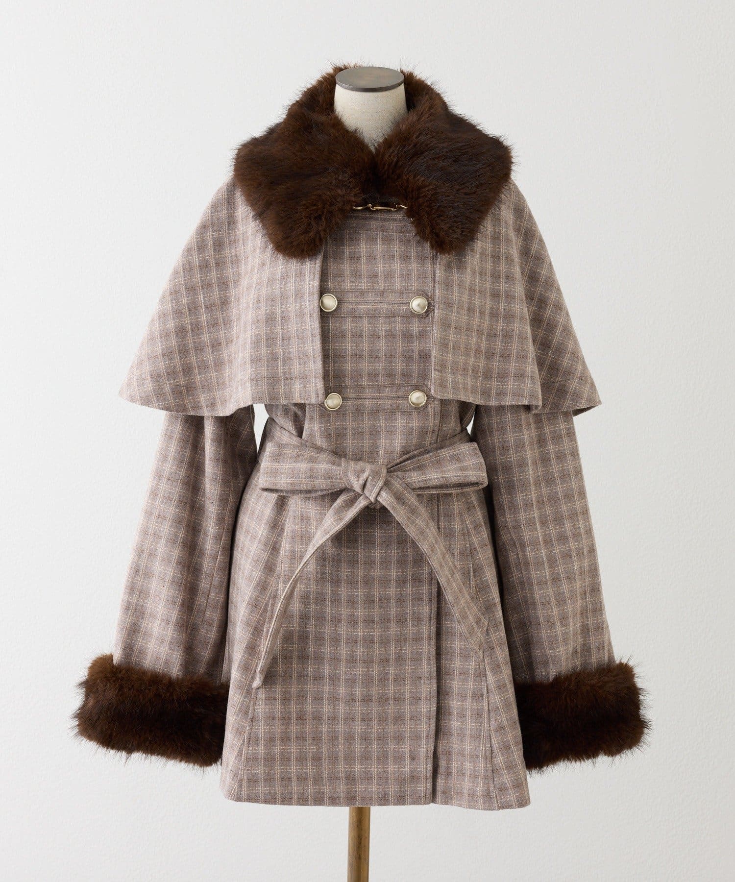 one after another NICE CLAUP(ワンアフターアナザー ナイスクラップ) 【Premium order】フェイクファーケープコート