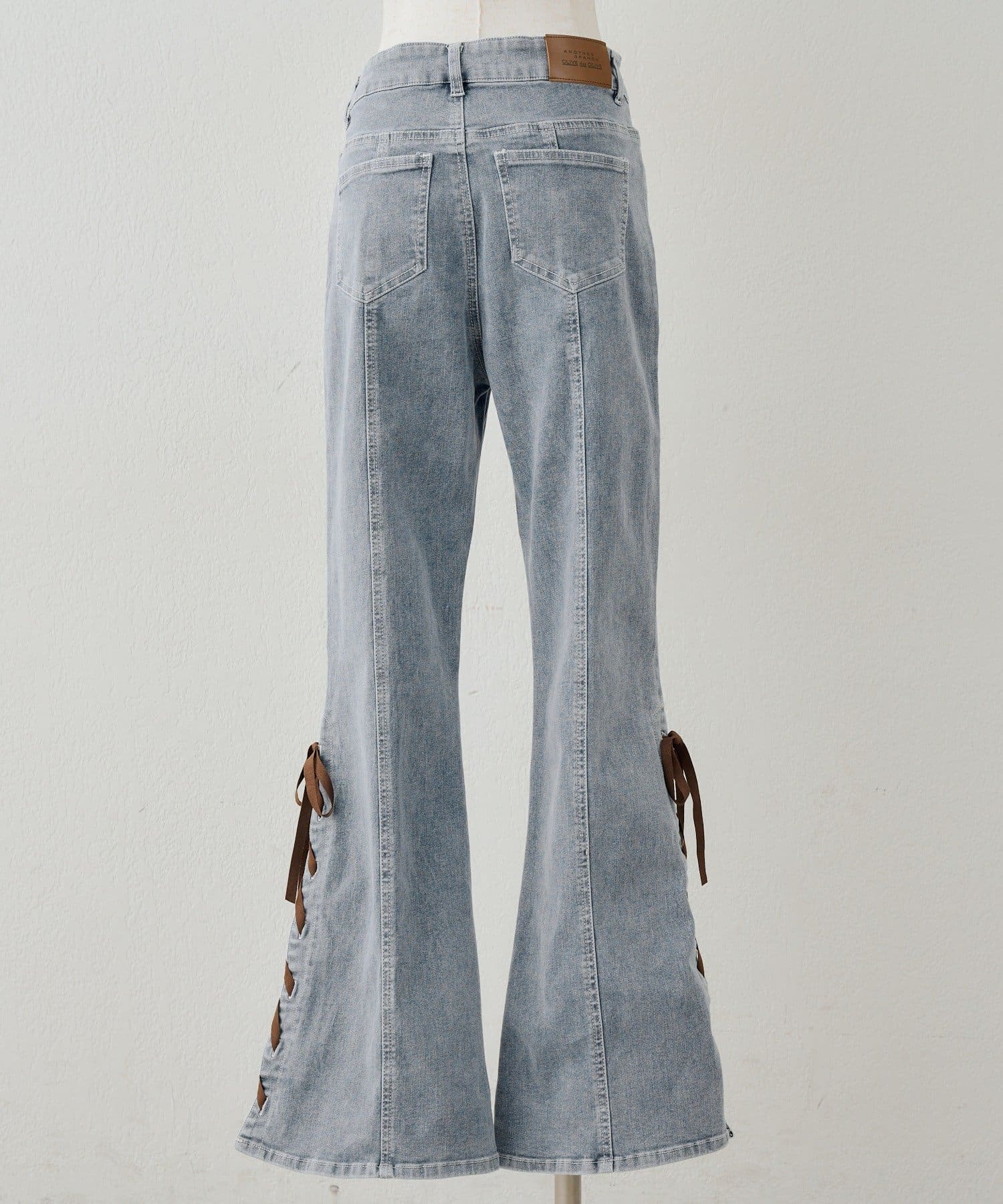 NICE CLAUP / OLIVE des OLIVE OUTLET(ナイスクラップ  / オリーブ デ オリーブ アウトレット) 【ANOTHER BRANCH】レースアップビジュー付フレアパンツ
