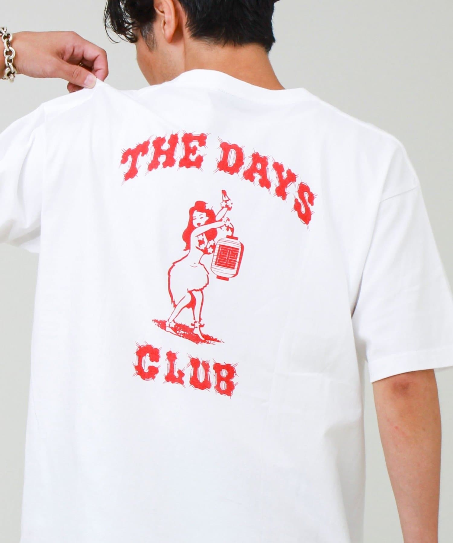 THE DAYS】HIGE MOJI ROMAJI TEE 髭文字 Tシャツ | FREDY & GLOSTER