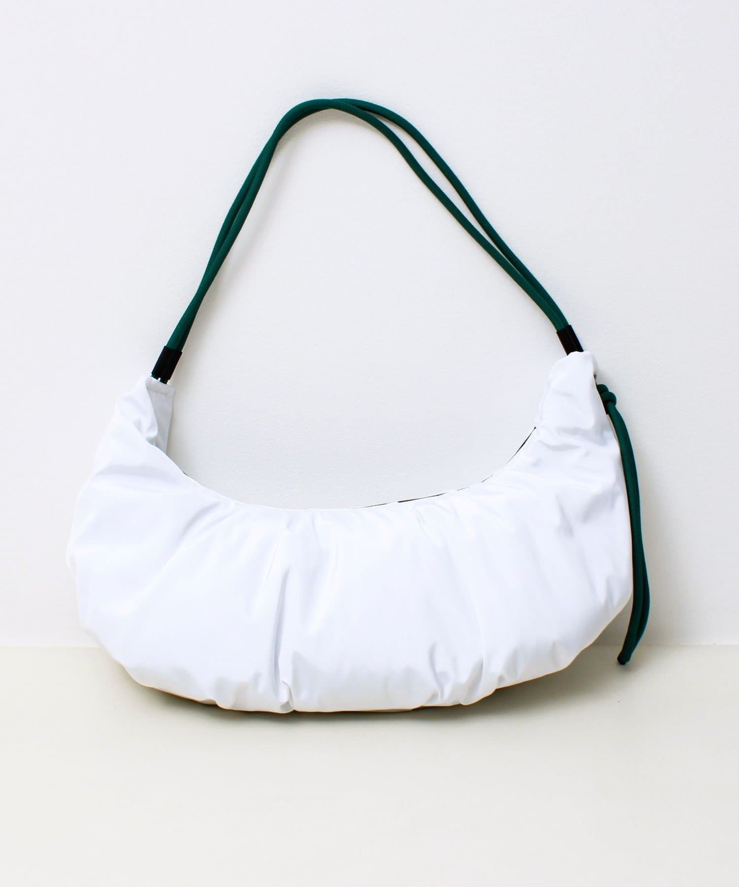FREDY & GLOSTER(フレディ アンド グロスター) 【SML】CODE CROISSANT SHOULDER L ショルダー 撥水