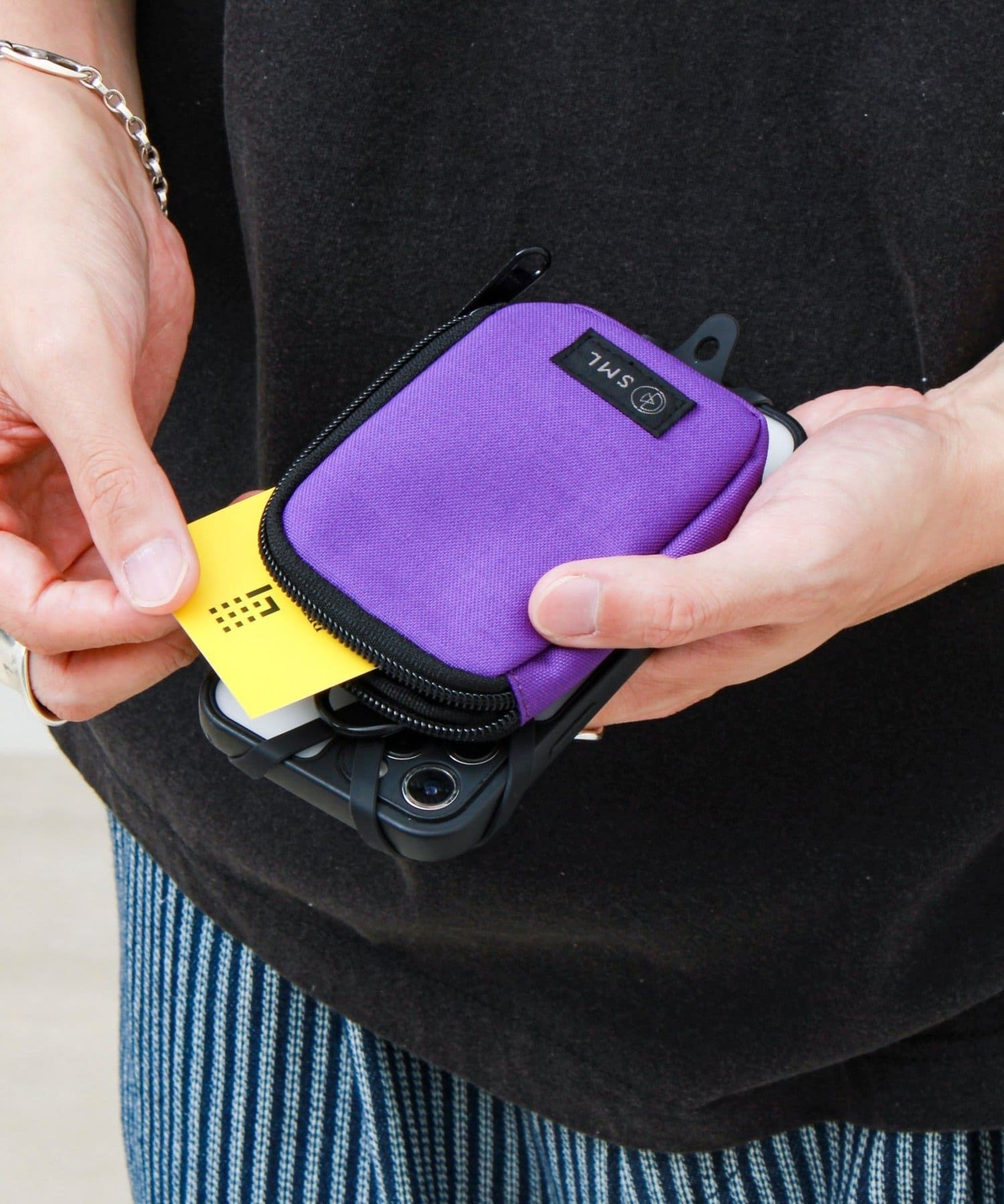 FREDY & GLOSTER(フレディ アンド グロスター) 【SML】PRACTICAL MOBILE PHONE POUCH 撥水