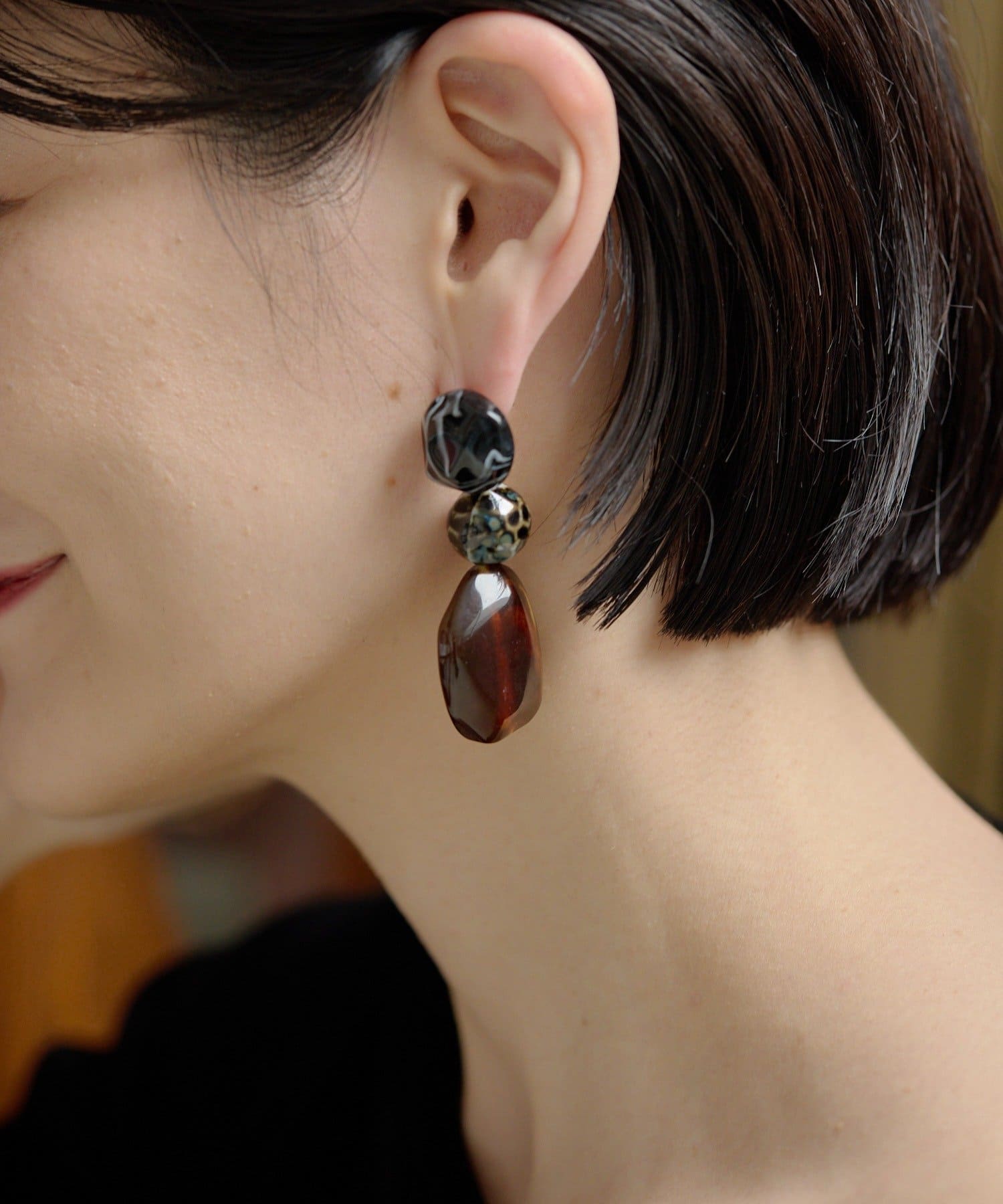 ear PAPILLONNER(イア パピヨネ) 柄入り樹脂ボールピアス《チタンポスト》