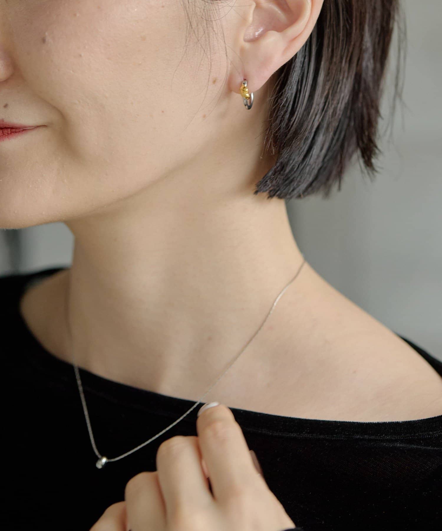 ear PAPILLONNER(イア パピヨネ) ポイントフープピアス《金属アレルギー対応/ステンレス》