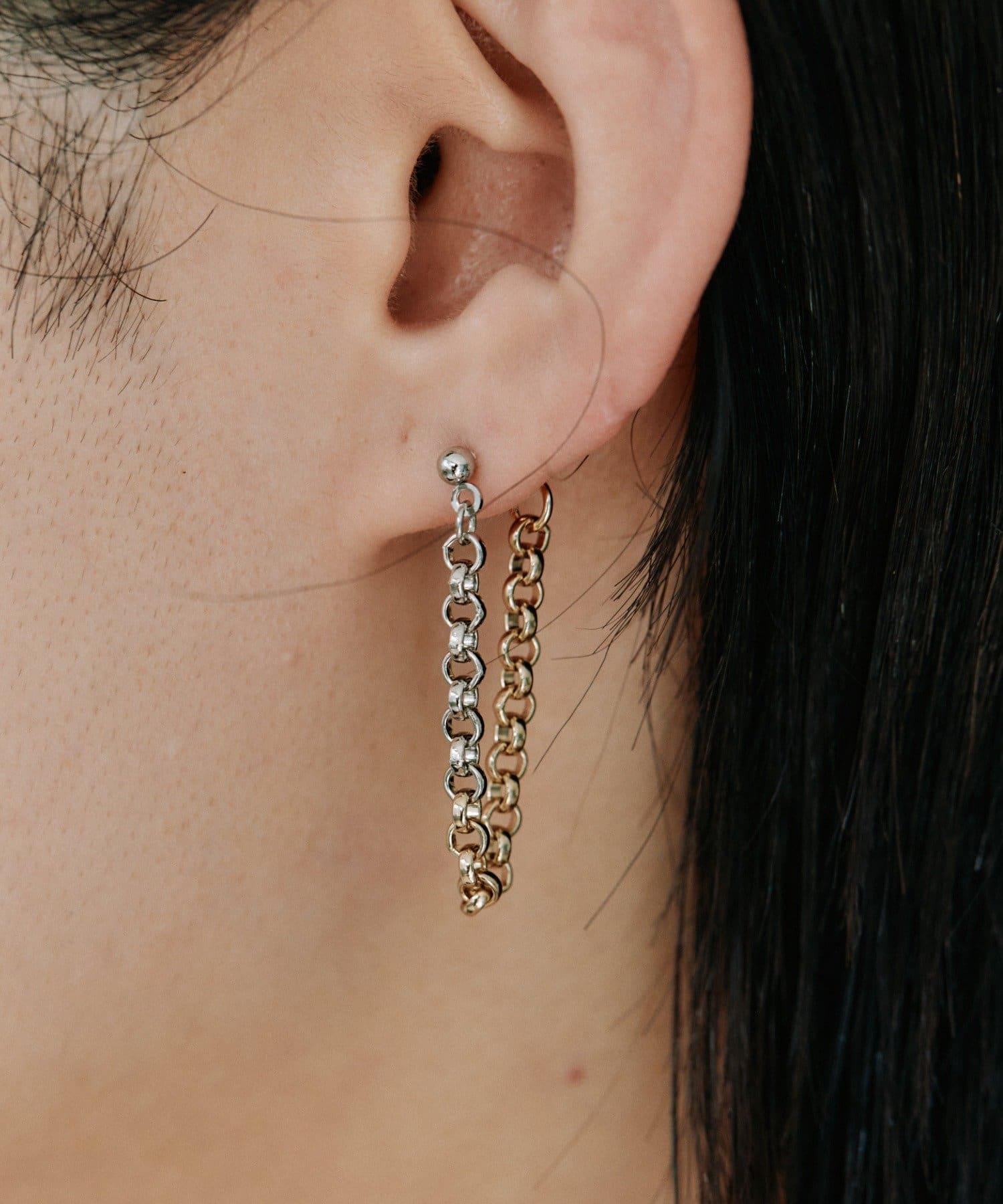 ear PAPILLONNER(イア パピヨネ) バイカラーチェーンピアス