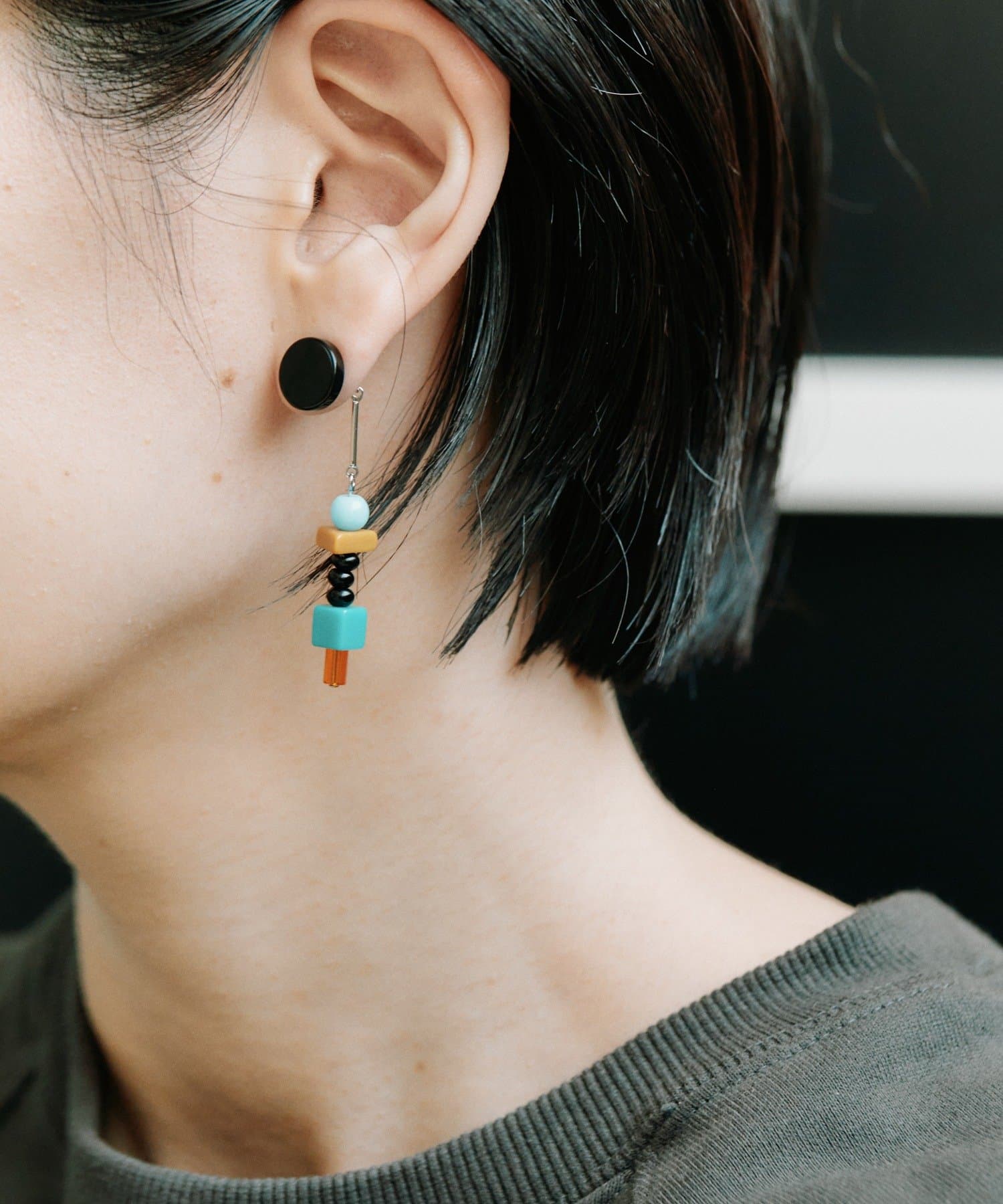 ear PAPILLONNER(イア パピヨネ) プレイフルビーズピアス《チタンポスト》