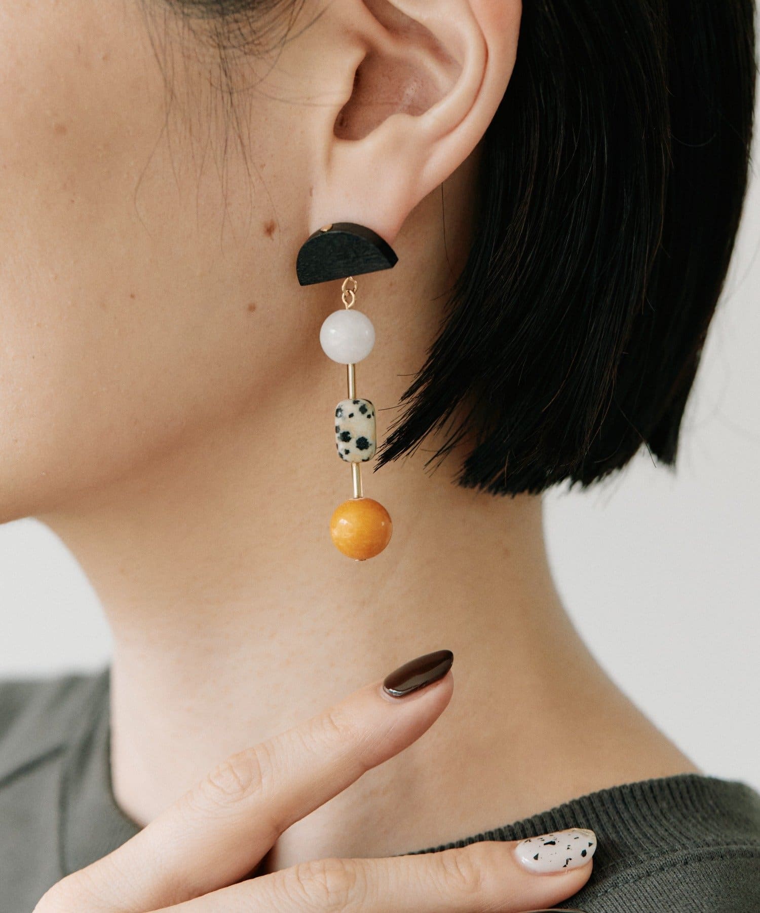 ear PAPILLONNER(イア パピヨネ) プレイフル振り子ピアス《WEB＆一部店舗限定》